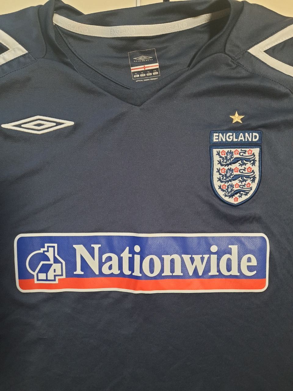 Umbro Umbro England Jersey 2006-2007 Size US XL / EU 56 / 4 - 9 Thumbnail