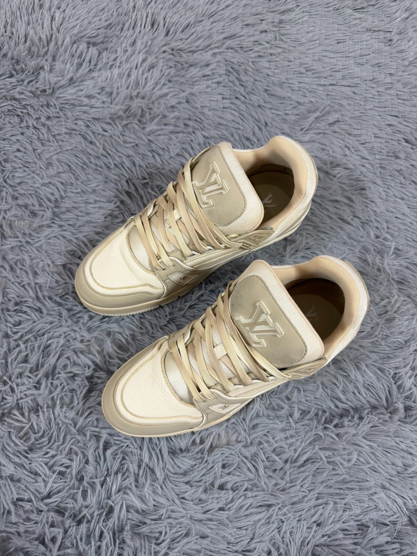 Louis Vuitton Louis Vuitton Training Green Lowtop Sneakers 7.5 Men Size US 7.5 / EU 40-41 - 1 Thumbnail