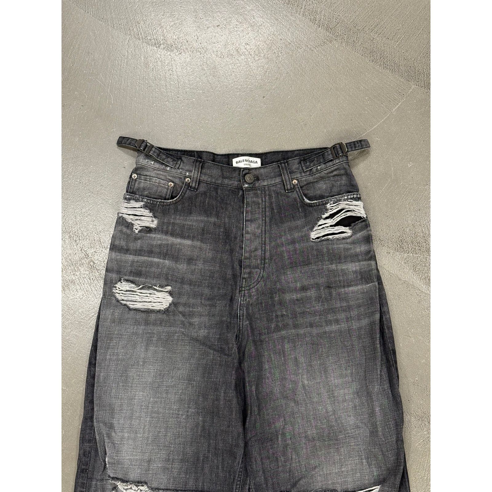 Balenciaga A/W2021 Balenciaga "skater" wide distressed baggy jeans Size 26" / US 2 / IT 38 - 3 Thumbnail