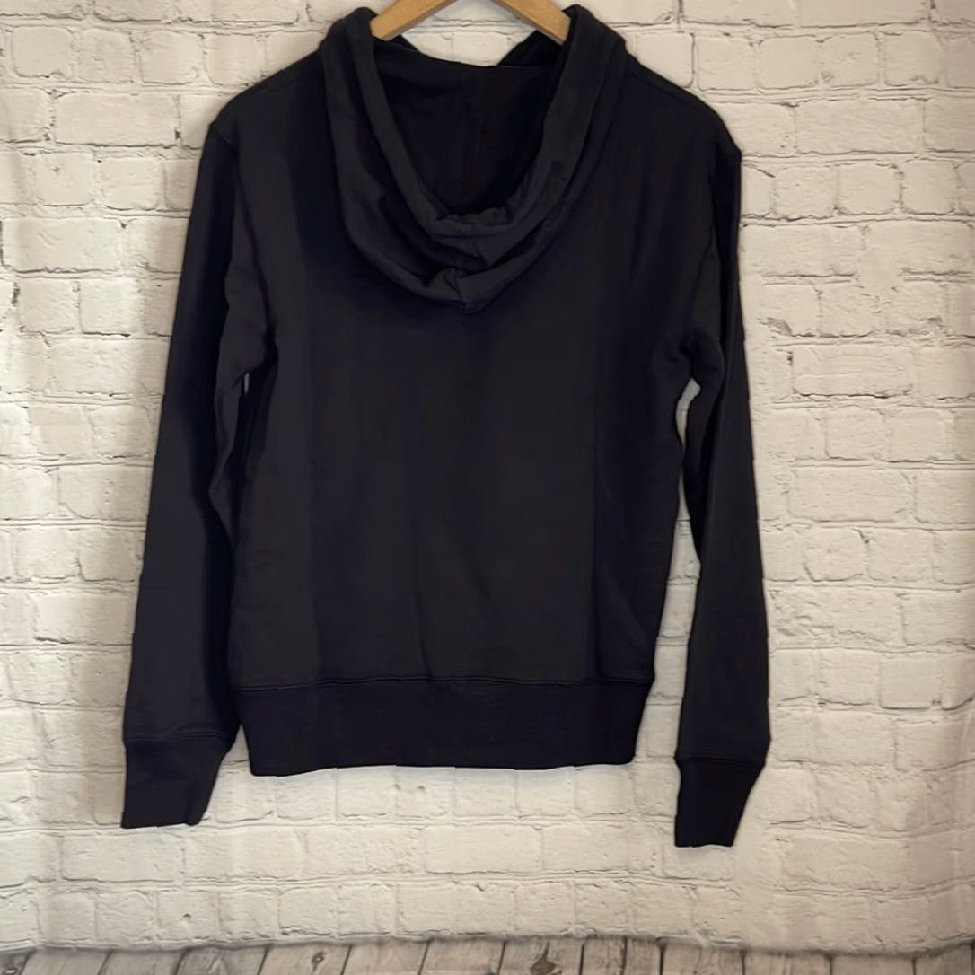 Frye VINTAGE? (No) The Frye Company Circle Logo Black Hoodie Women XS New with tags Size XS / US 0-2 / IT 36-38 - 2 Thumbnail