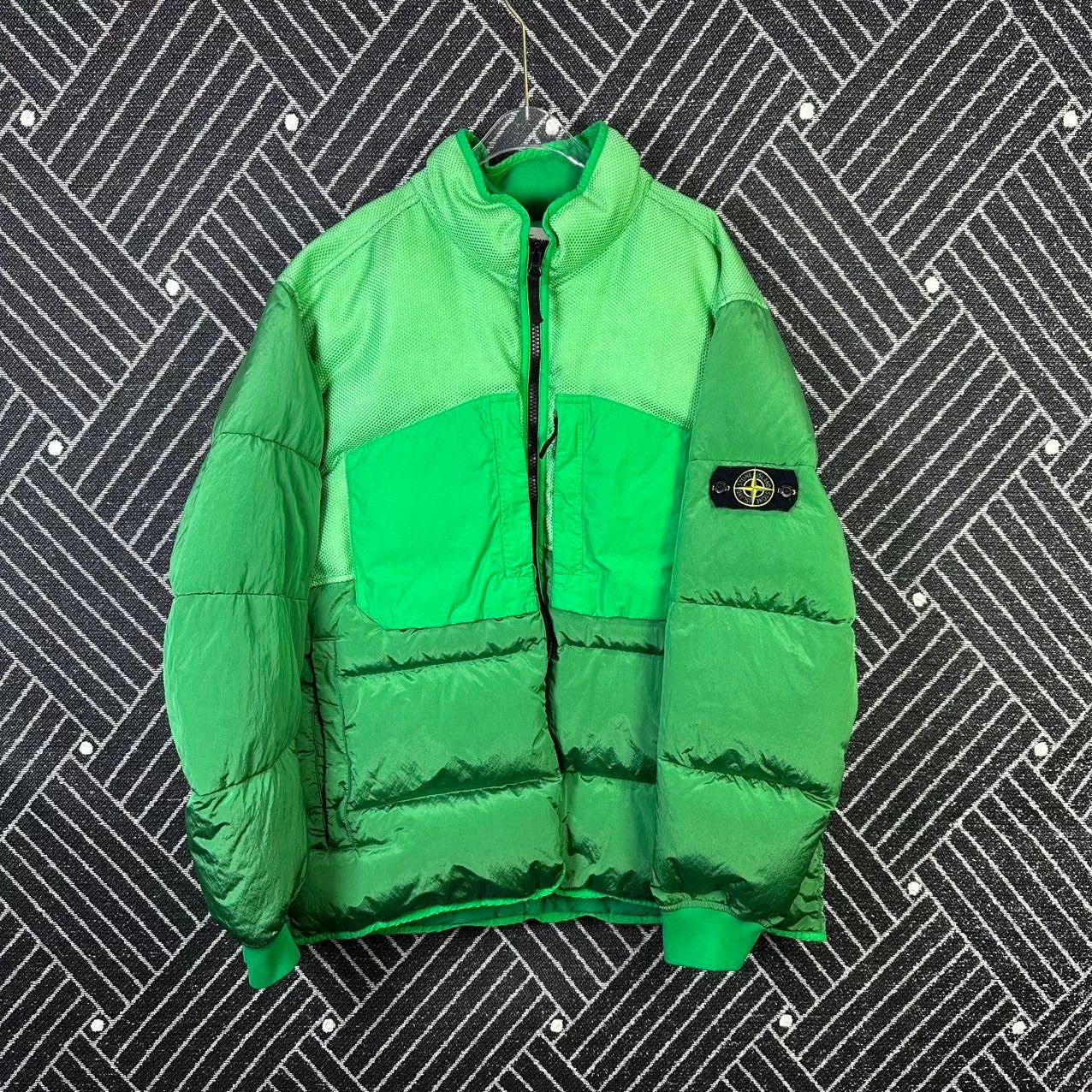 Stone Island Stone Island Bright Green Down Jacket Size US XL / EU 56 / 4 - 1 Thumbnail