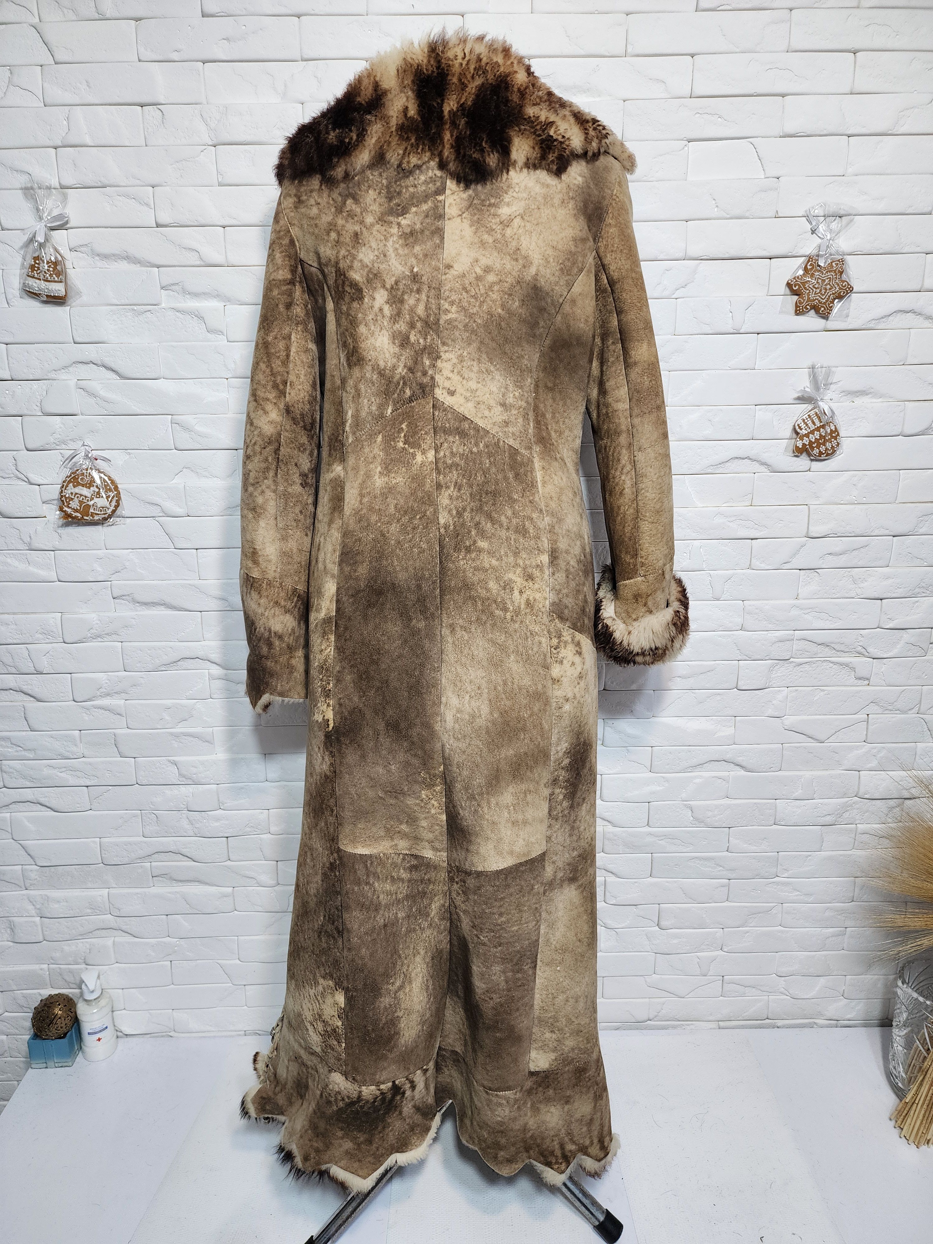 Furla Brown Women's Sheepskin Coat: Leather Winter Outerwear Size L / US 10 / IT 46 - 4 Thumbnail