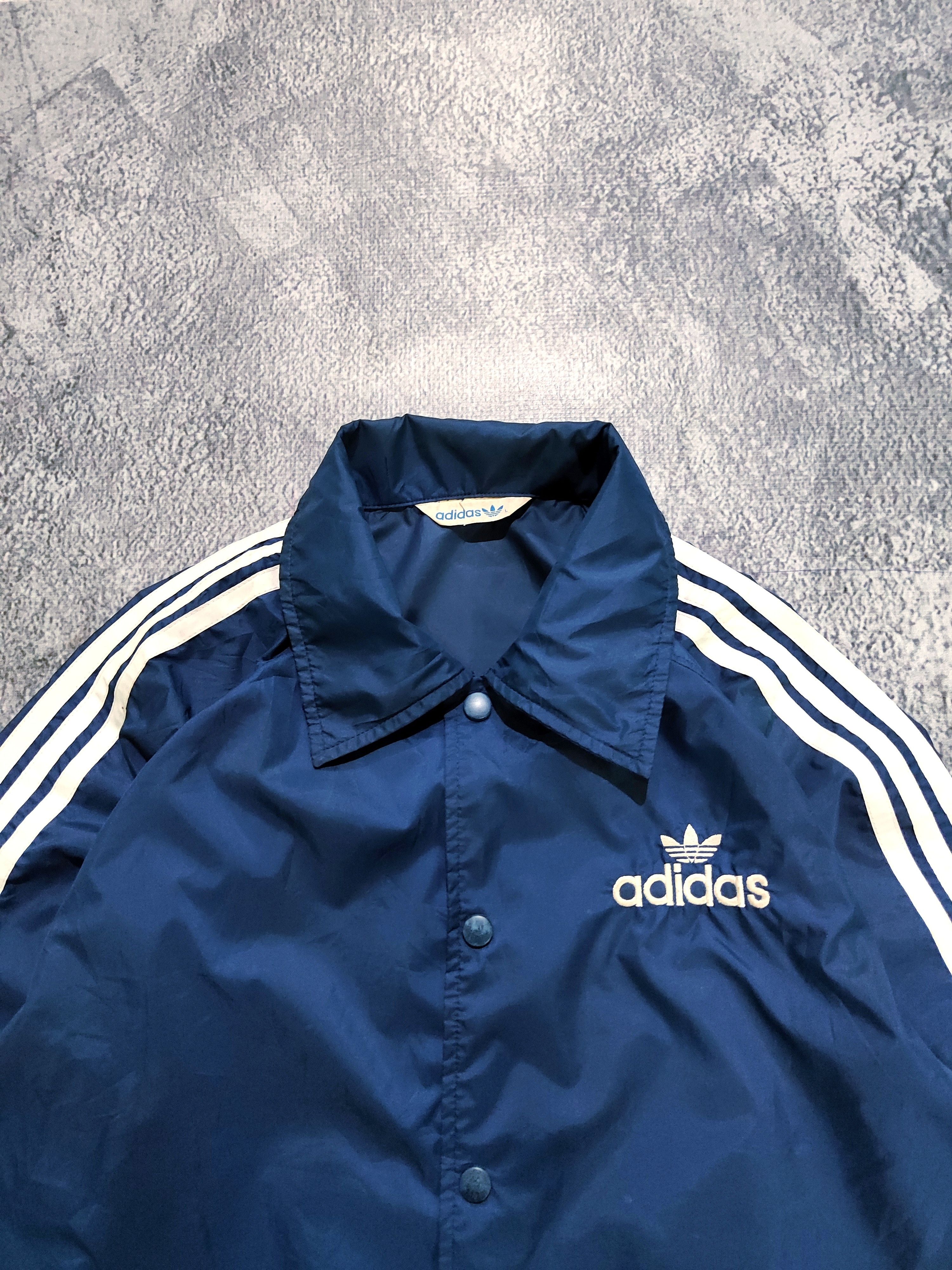 Adidas Vintage 80's Adidas Coach Windbreaker Jacket Size US L / EU 52-54 / 3 - 2 Thumbnail