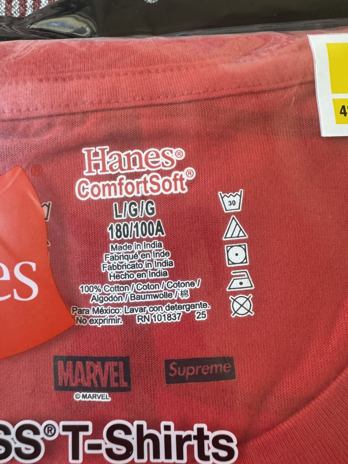 Hanes × Supreme Supreme Spiderman 2 Pack Hanes Red Tee Large Size US L / EU 52-54 / 3 - 3 Thumbnail