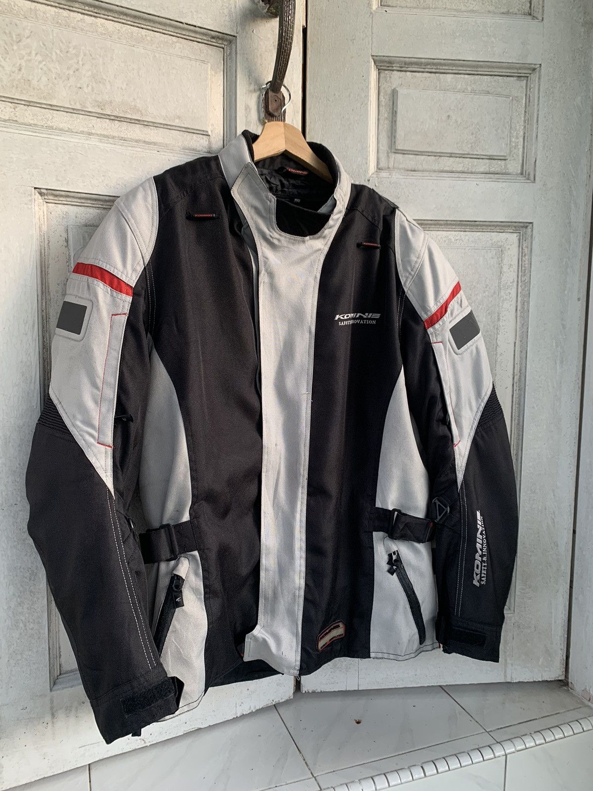 Sports Specialties Komine Racing Rider Motorcycle Jacket Biker Size US XL / EU 56 / 4 - 1 Thumbnail