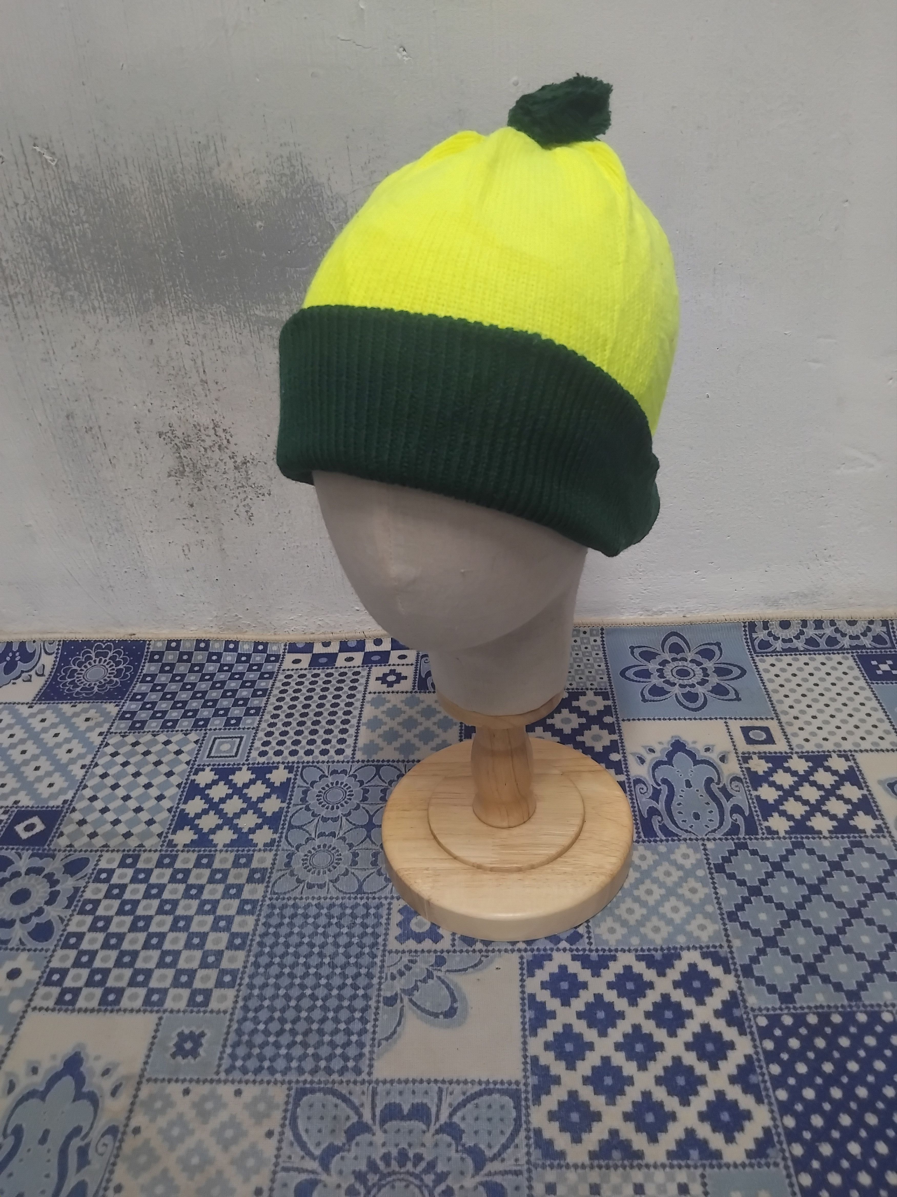 Japanese Brand 2 colour green Made in Japan Beanie Size ONE SIZE - 4 Thumbnail