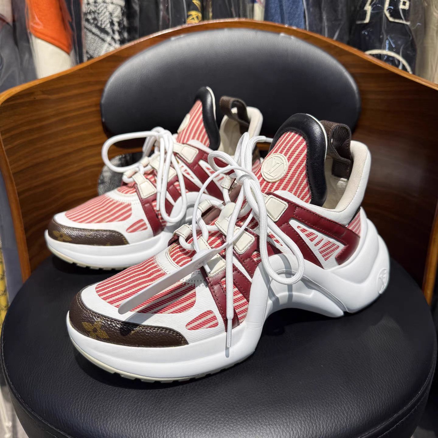 Louis Vuitton Louis Vuitton Archlight Sneakers K15 Size US 6.5 / IT 36.5 - 1 Thumbnail