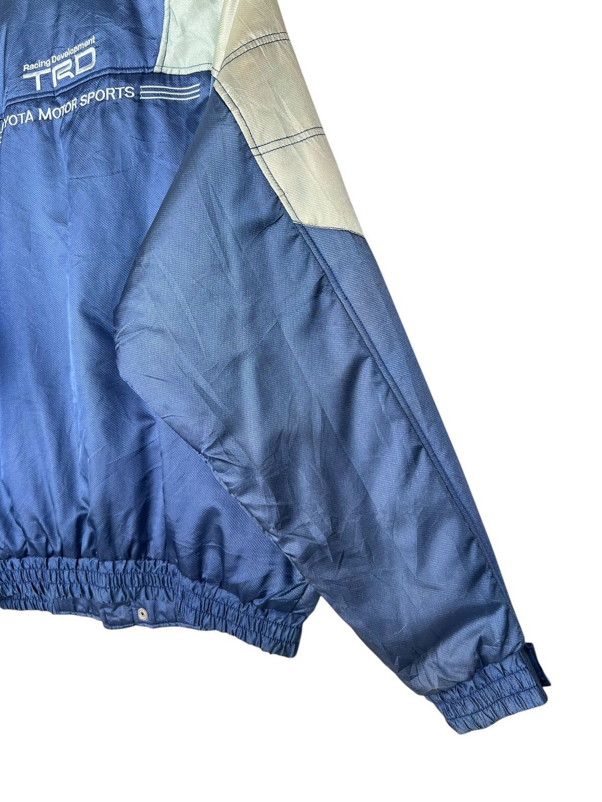 Vintage Vintage Toyota TRD Spellout Embroidered Bomber Jacket Size US L / EU 52-54 / 3 - 13 Thumbnail