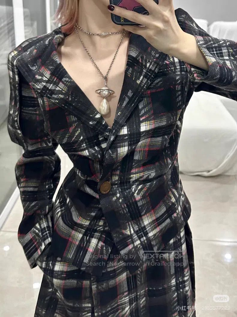 Vivienne Westwood Vivienne Westwood Rare Graffiti Witch Lapel Jacket, Asymme Size XS / US 0-2 / IT 36-38 - 2 Thumbnail