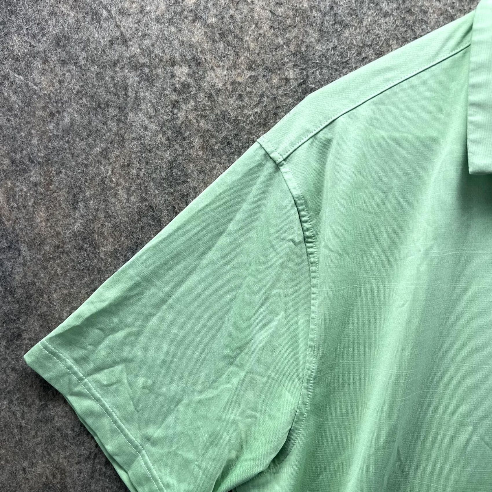 Under Armour Under Armour Polo Shirt Men L Mint Green HeatGear Casual Golf Polo Shirt Shirt Mens Green Short Sleeve Button Collar Size US L / EU 52-54 / 3 - 3 Thumbnail