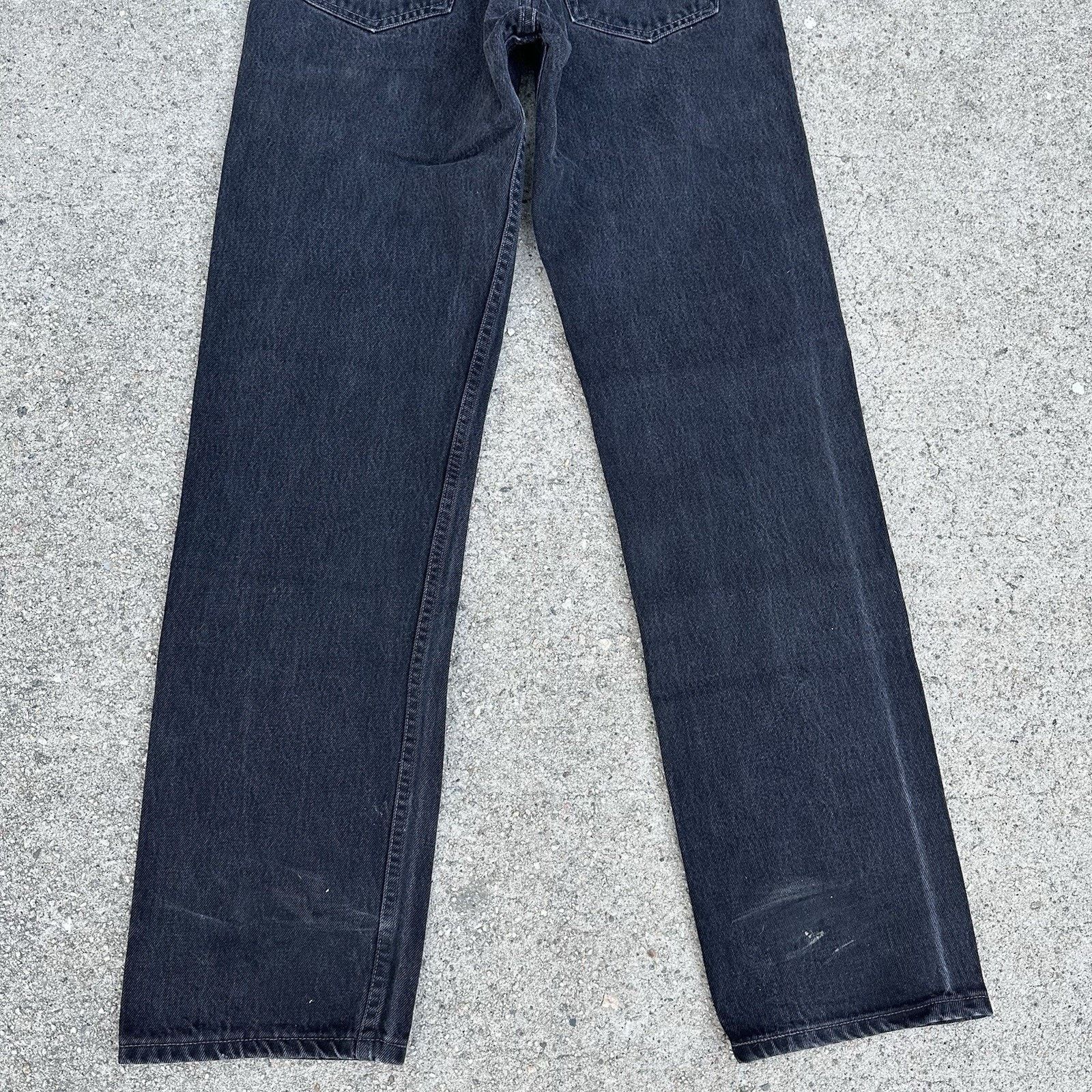 Levi's × Vintage Vintage Levi’s 501 Straight Faded Black Denim Jeans 33x34 Size US 33 - 6 Thumbnail