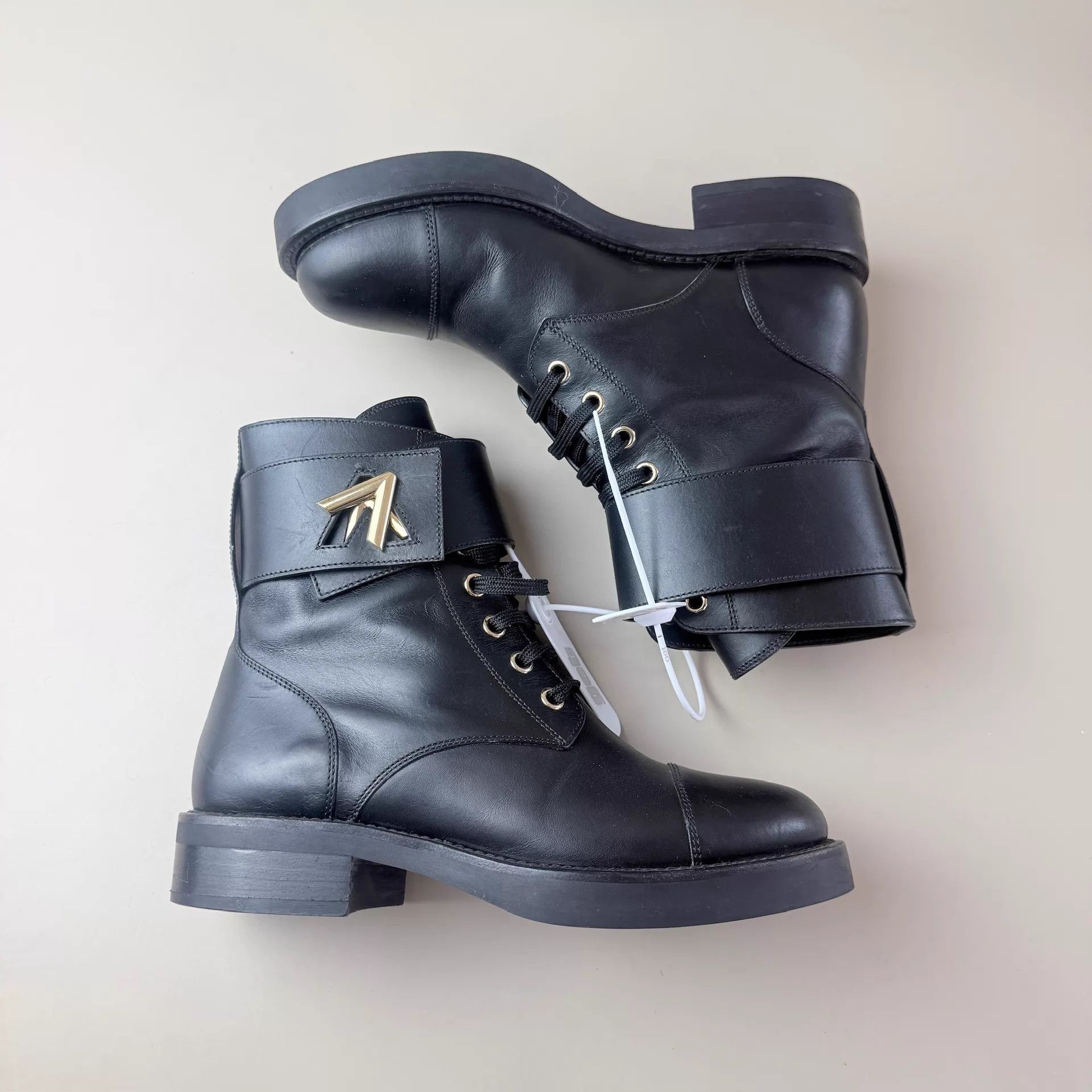 Louis Vuitton LV black gold laced short boots EUR 36 99 New Size US 5.5 / IT 35.5 - 4 Thumbnail