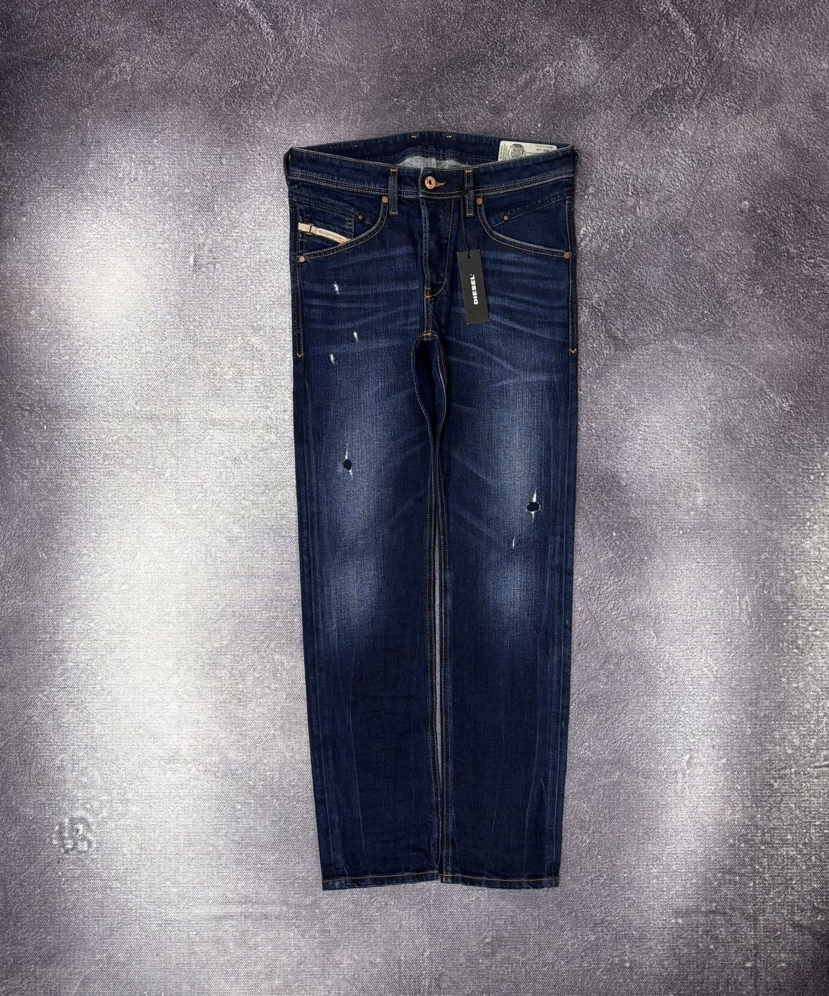 Diesel Diesel Belther NWT Men’s Regular Slim Tapered Denim Jeans Size US 29 - 1 Thumbnail