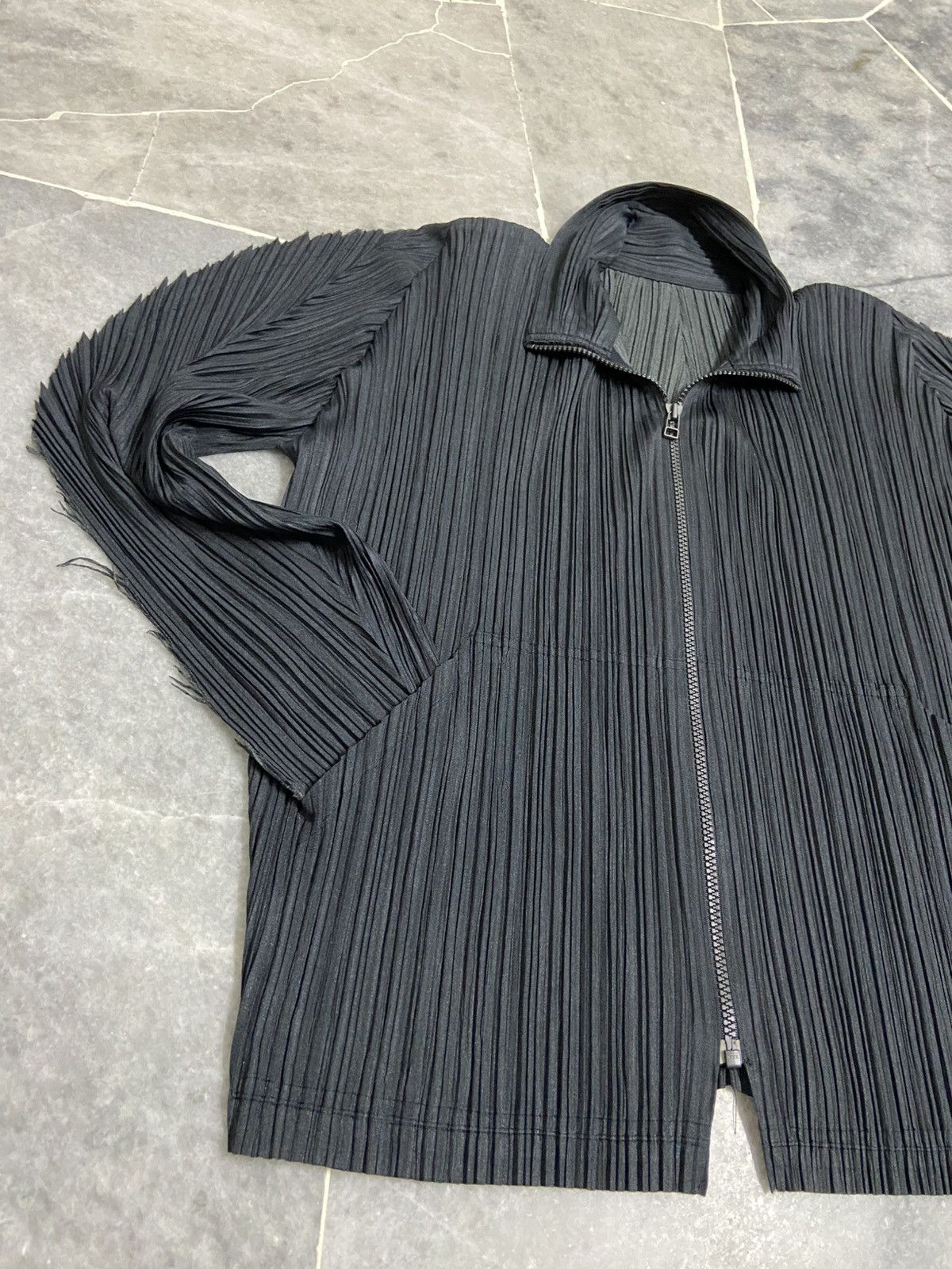 Issey Miyake Vintage Issey Miyake Pleated Jacket Size US M / EU 48-50 / 2 - 12 Thumbnail