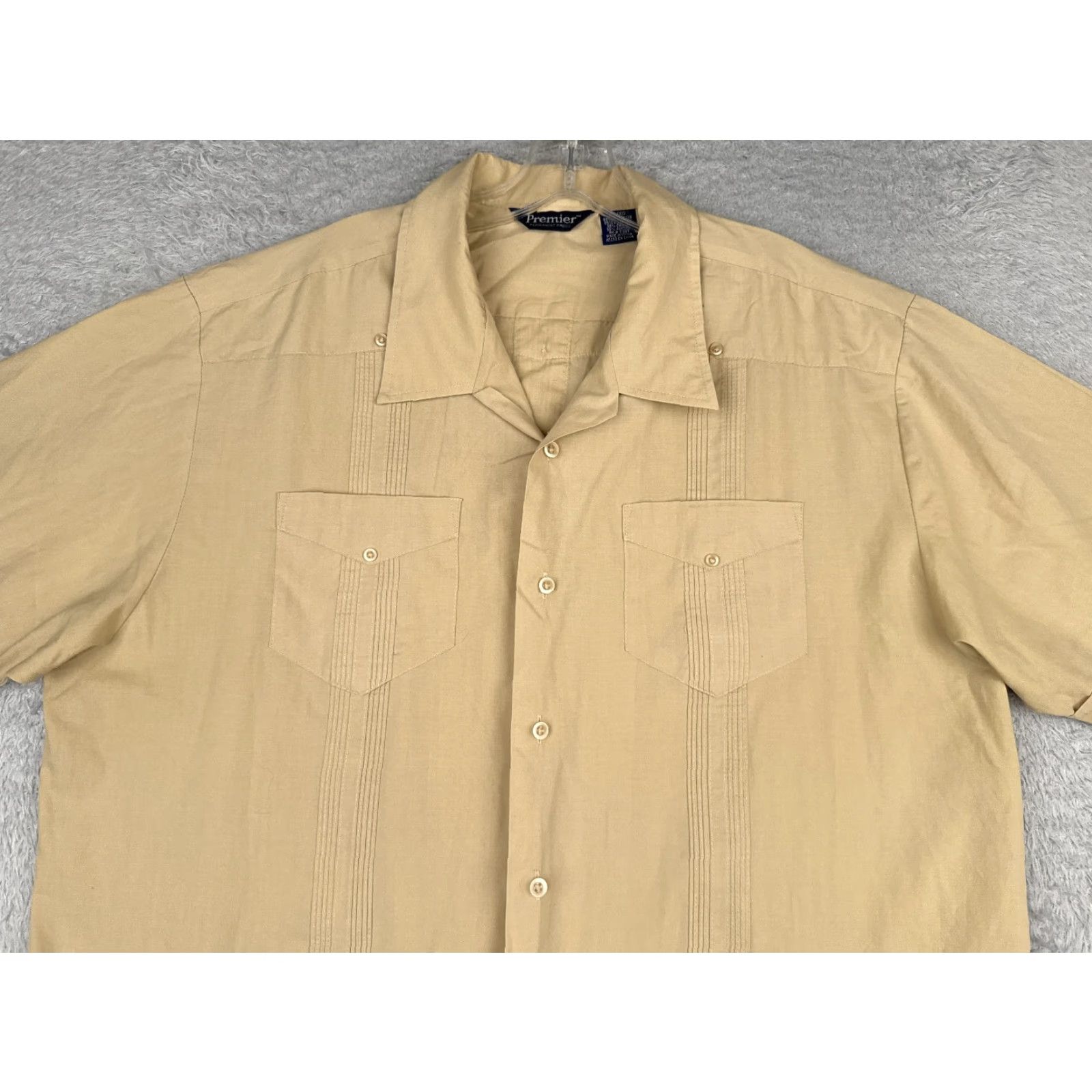 Vintage Premier Shirt Men XL Beige 4 Pocket Guayabera Polyester Blend Casual Beach Hawaiian Vacation Aloha Shirt Mens Regular Short Sleeve Button-Up Pocketed Size US XL / EU 56 / 4 - 4 Thumbnail