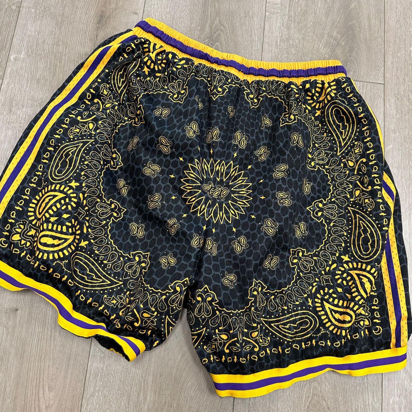 Trillest Trillest Collect and Select Kobe Bryant Black Mamba Shorts Size US 30 / EU 46 - 5 Thumbnail
