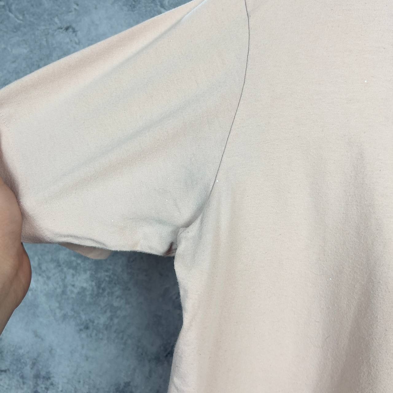 Uniqlo Uniqlo Kaws Tee Men's Size L Beige Pink Cotton Short Sleeve` Size US L / EU 52-54 / 3 - 11 Thumbnail
