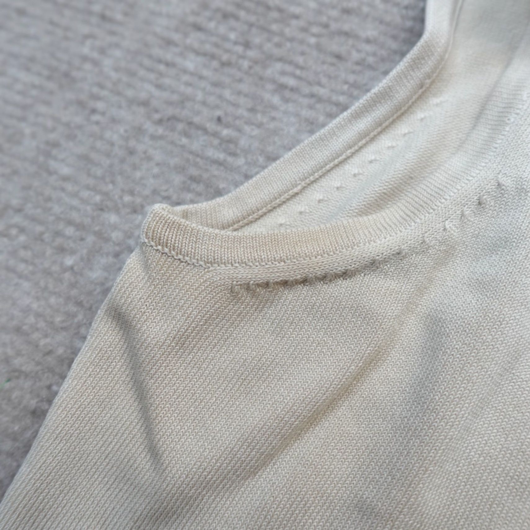 Max Mara Max Mara Blouse Shirt Womens Top Large Beige Sleeveless Silk Blend Elasticodiene L Beige Casual Womens Size L / US 10 / IT 46 - 2 Thumbnail
