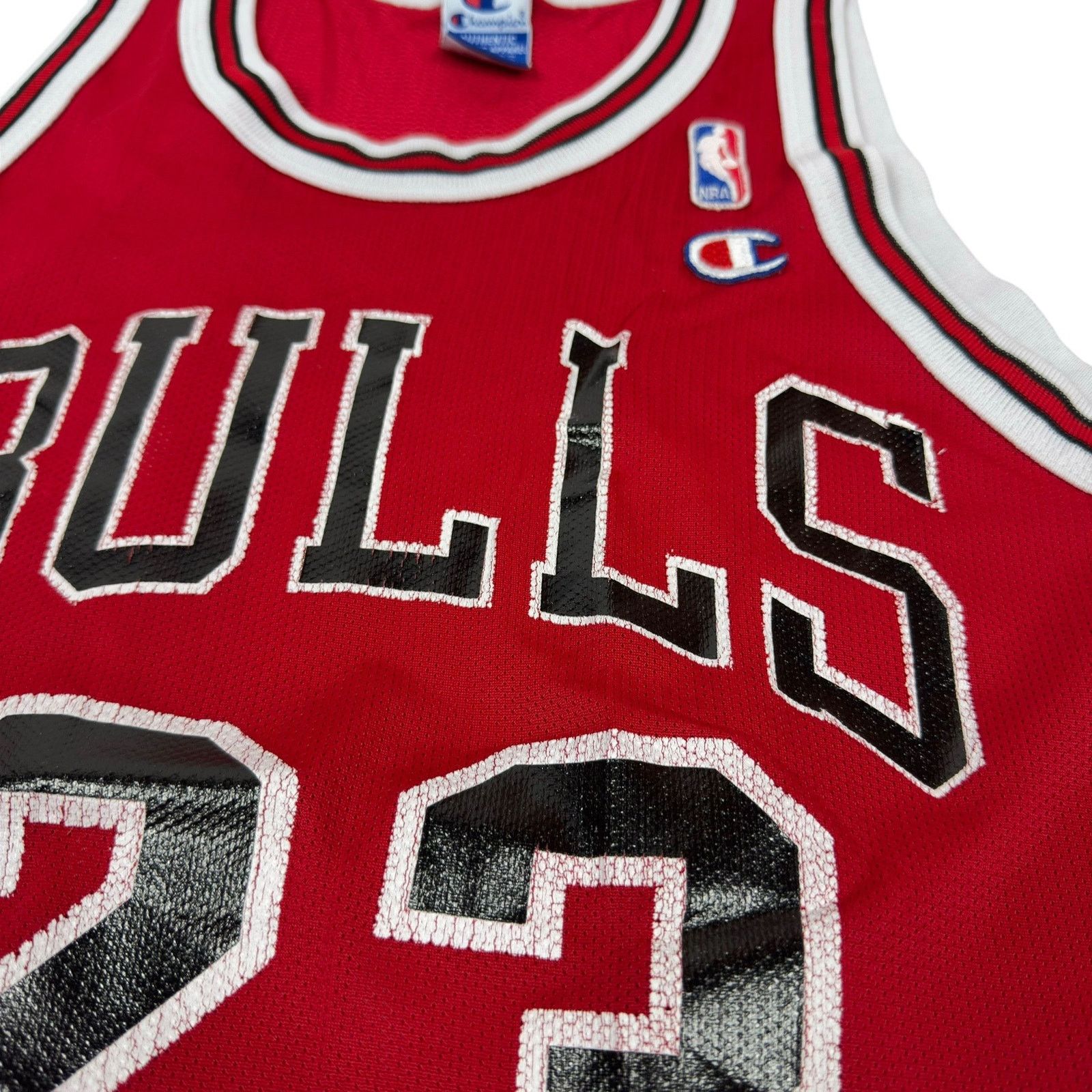 Champion × Vintage Champion Mens Red Chicago Bulls Michael Jordan #23 Jersey 40 Size US M / EU 48-50 / 2 - 4 Thumbnail