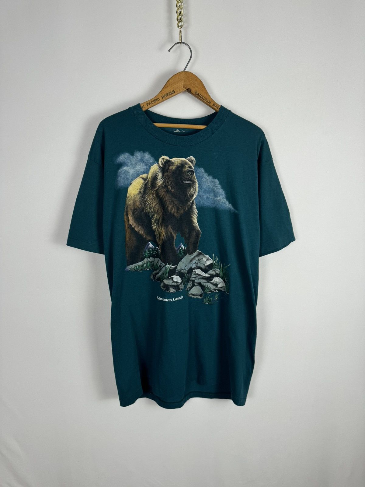 Vintage Vintage 1990s Bear Nature Tee Size US XL / EU 56 / 4 - 1 Thumbnail