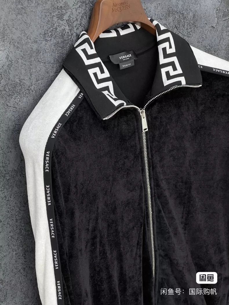 Versace Versace Greek back-grain velvet coat Size US M / EU 48-50 / 2 - 6 Thumbnail