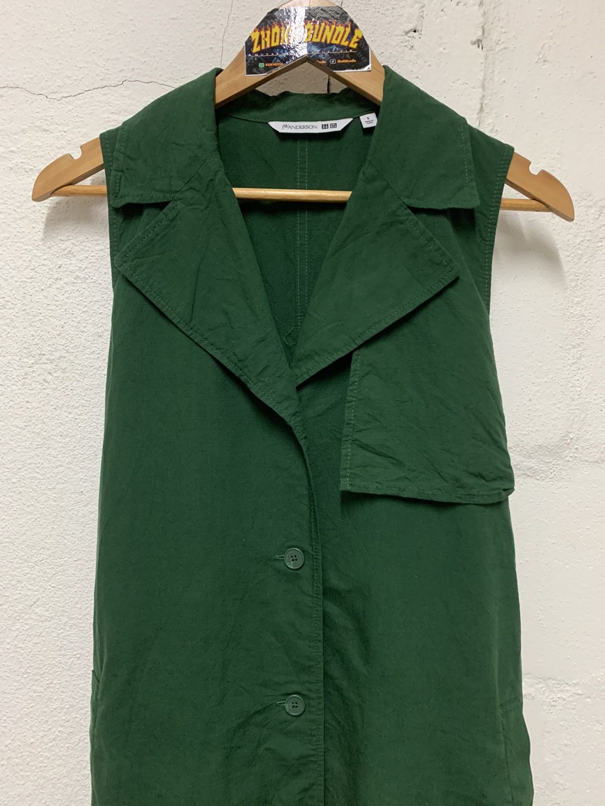 JW Anderson × Japanese Brand × Uniqlo JW Anderson Uniqlo Size S / US 4 / IT 40 - 4 Thumbnail