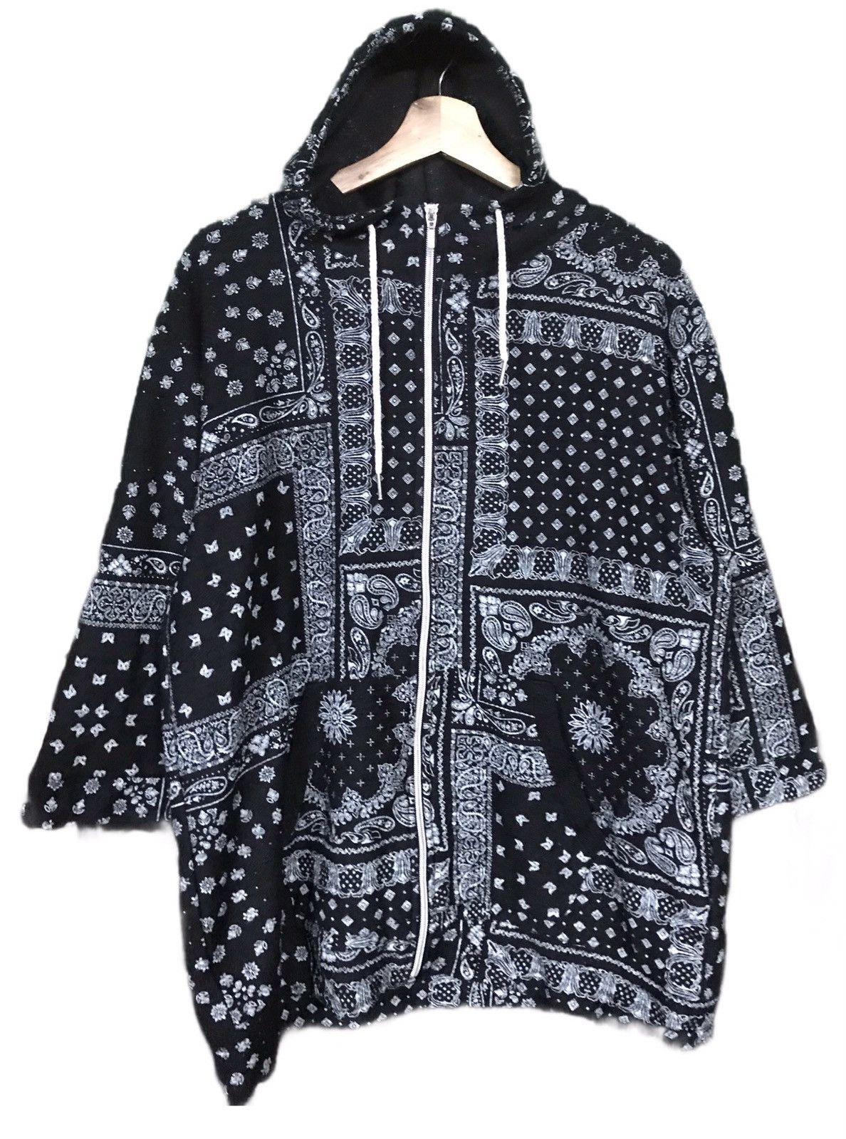 The Unbranded Brand 3q Tshirt With The Hood and Zipper Size US XL / EU 56 / 4 - 1 Thumbnail