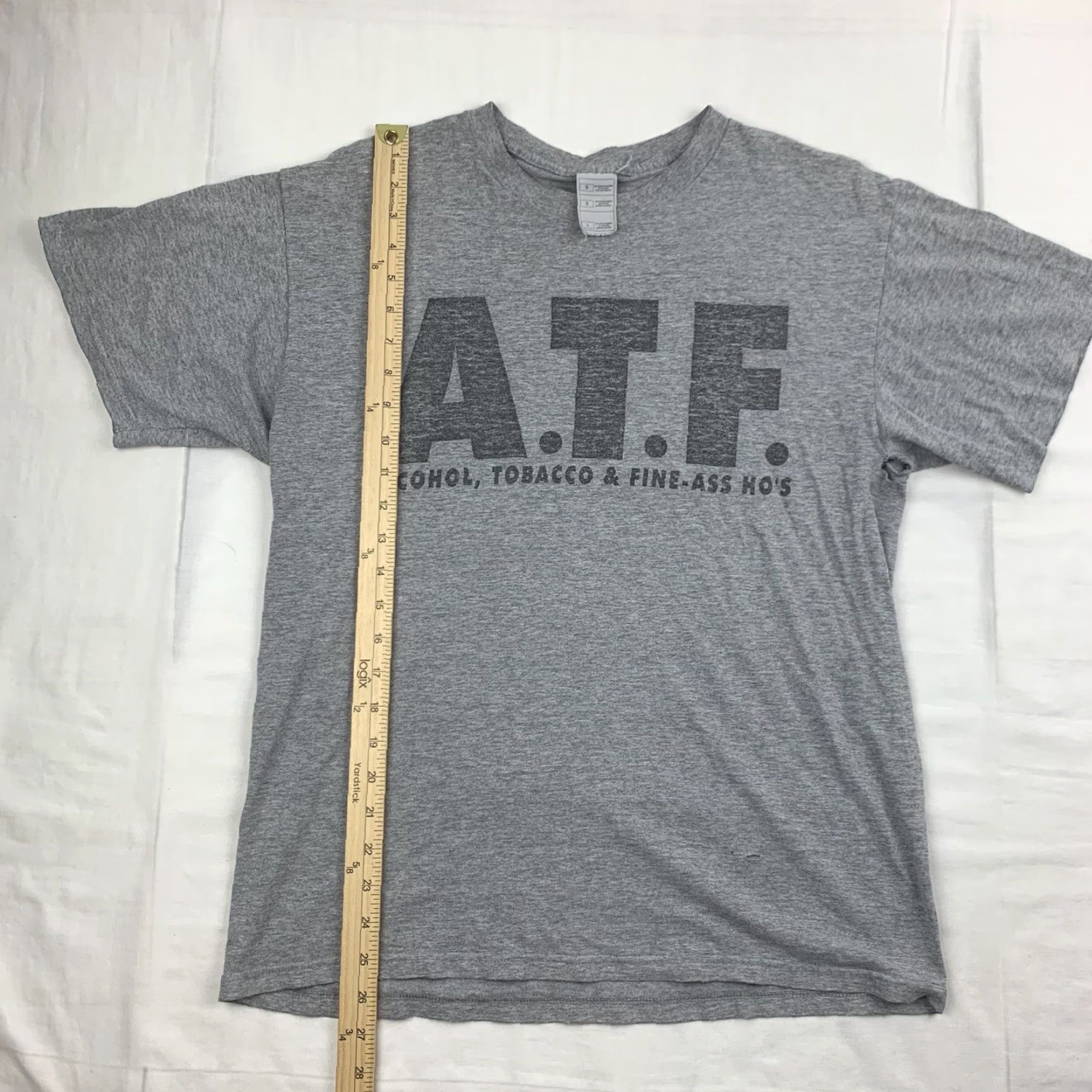 Fruit Of The Loom VINTAGE Fruit of the Loom T-Shirt Men Adult Large Gray Funny Grunge Y2K 90s Worn Size US L / EU 52-54 / 3 - 6 Thumbnail