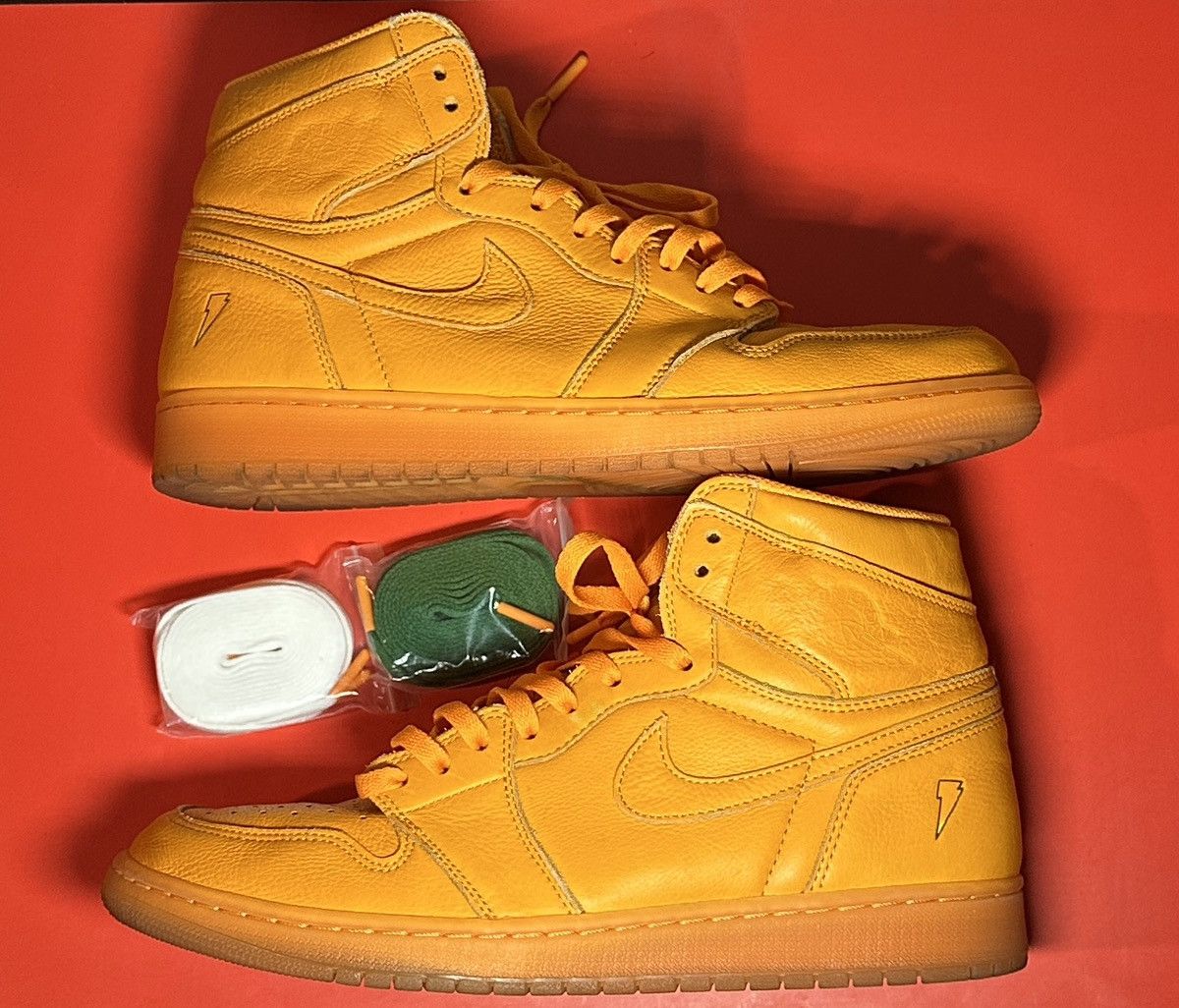Jordan Brand Size 12 - Air Jordan 1 Retro OG G8RD High Orange Peel Size US 12 / EU 45 - 2 Thumbnail