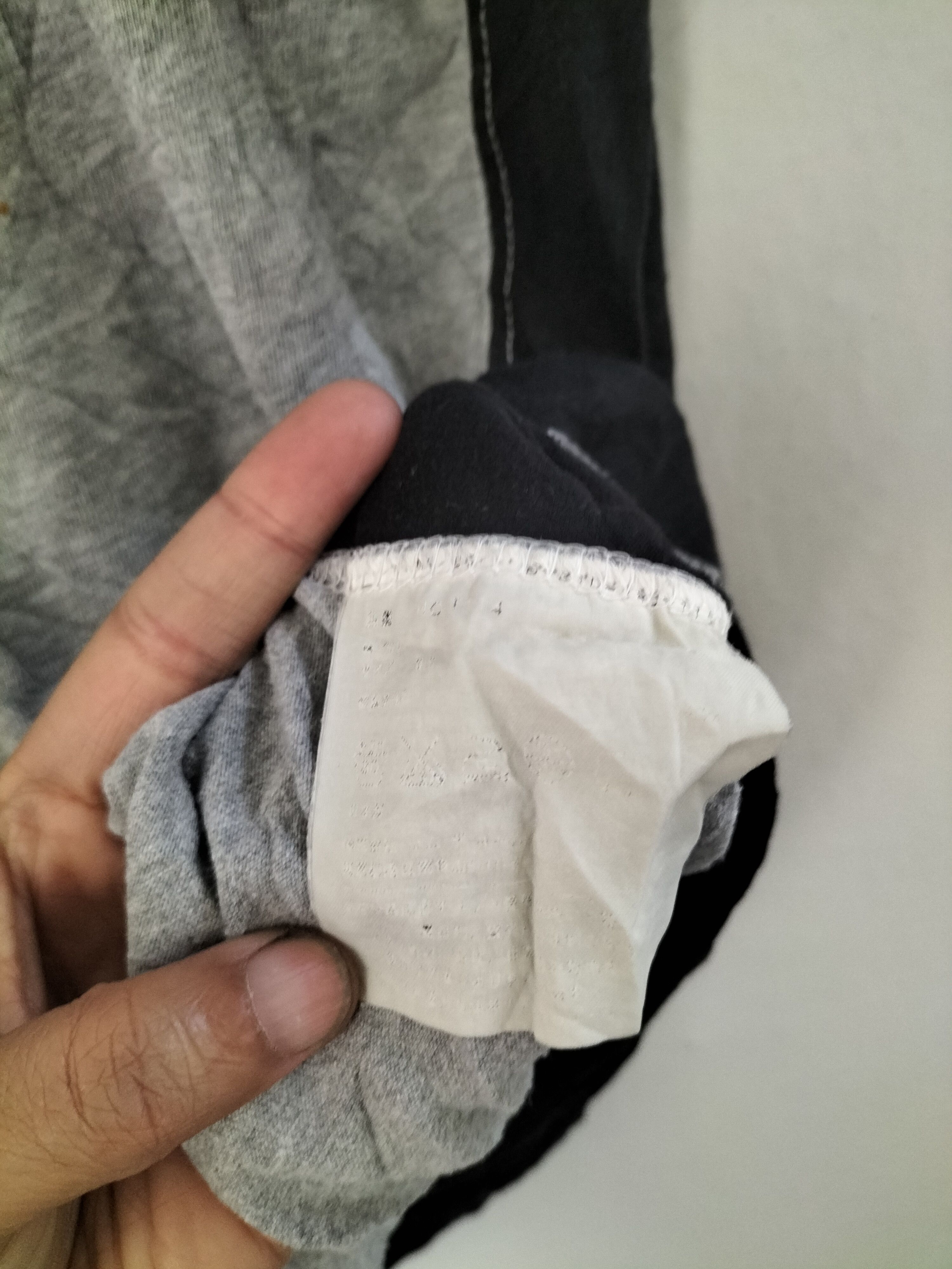 Comme des Garcons Homme Comme Des Garçons Homme Colorblock Tee Size US XS / EU 42 / 0 - 4 Thumbnail