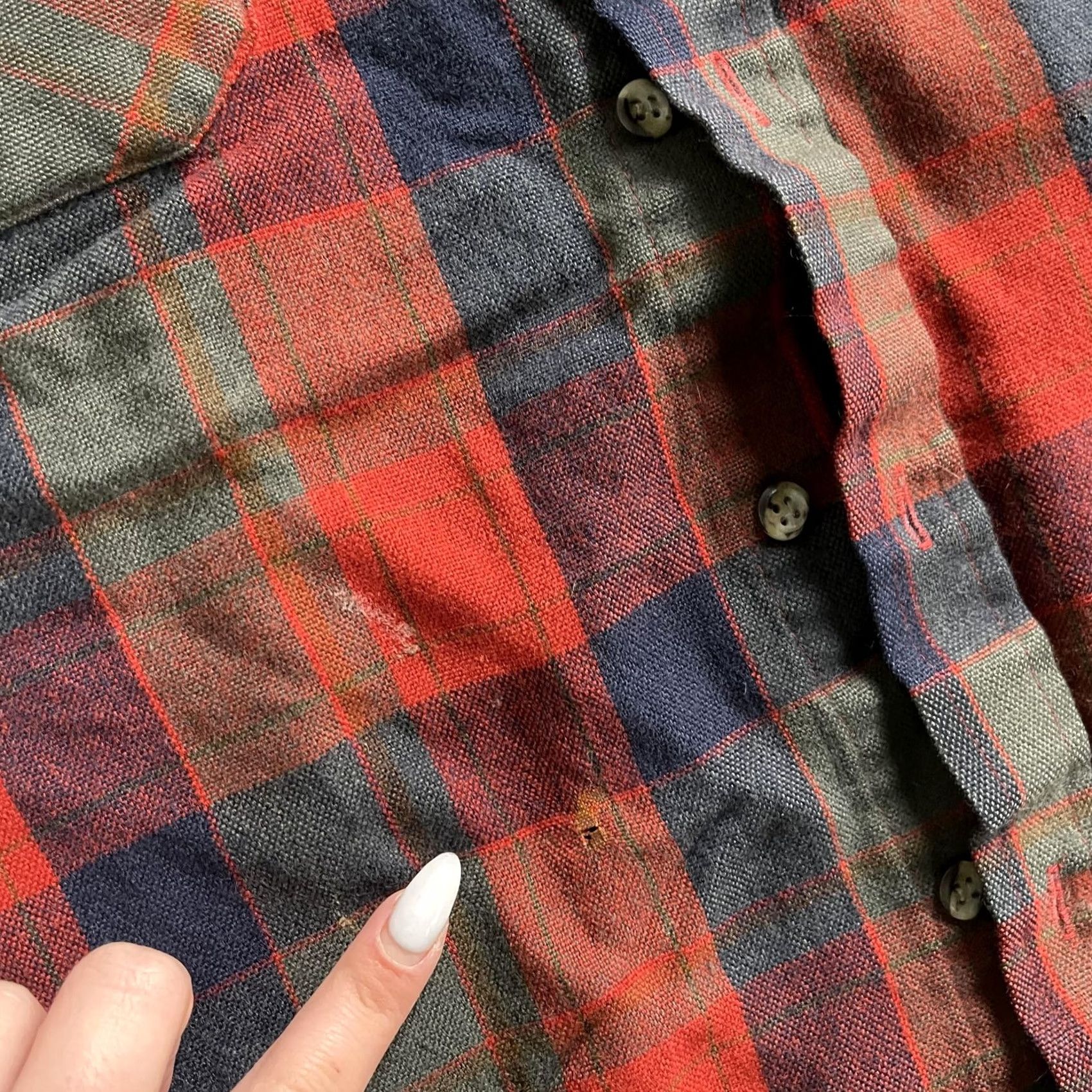 Vintage VINTAGE Northwest Territory Flannel Shirt Mens Large Red Plaid Lined Workwear Size US L / EU 52-54 / 3 - 3 Thumbnail