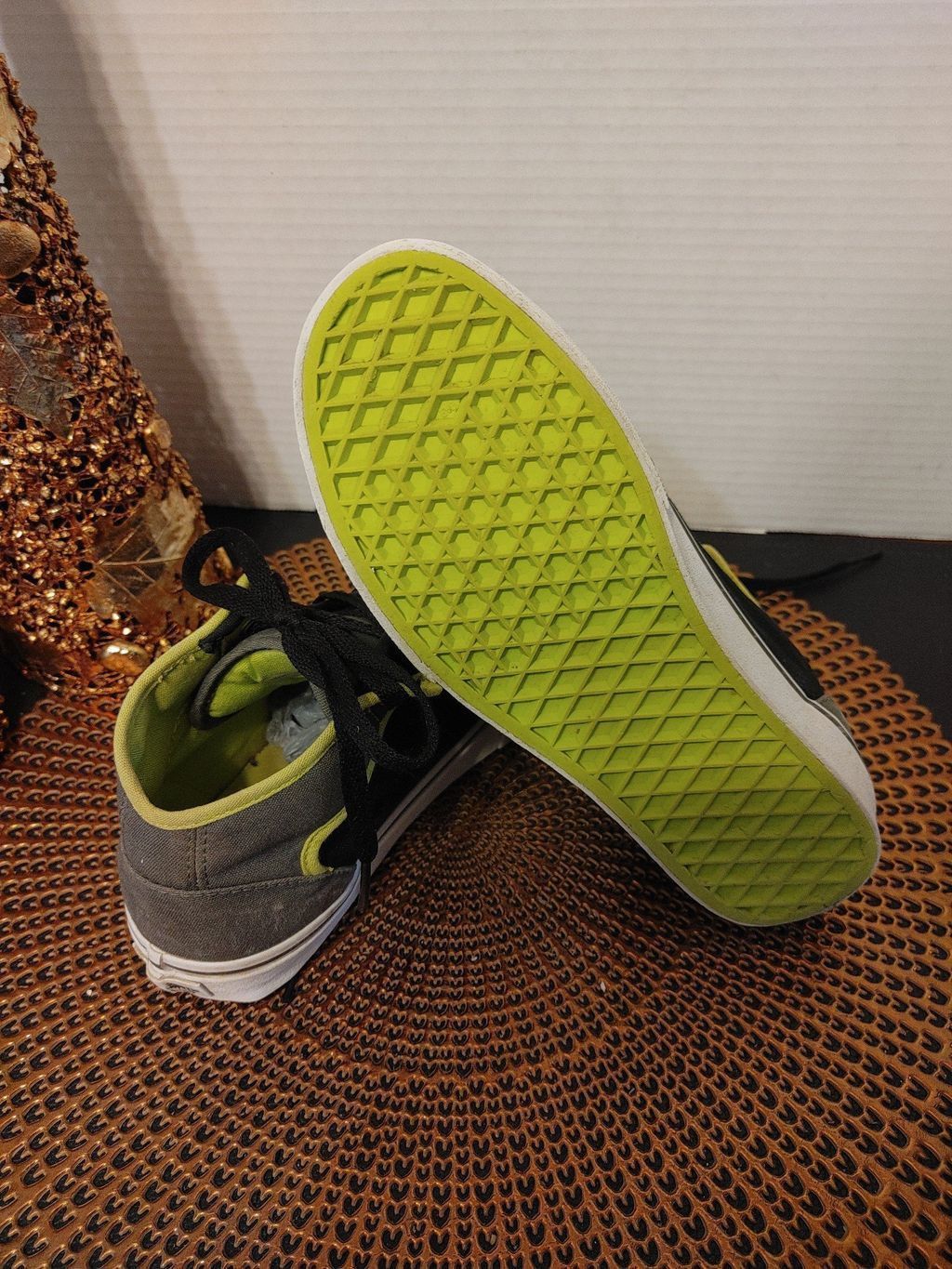 Vans Vans Size 6(M) 7.5 (W) Size US 6 / EU 39 - 5 Thumbnail