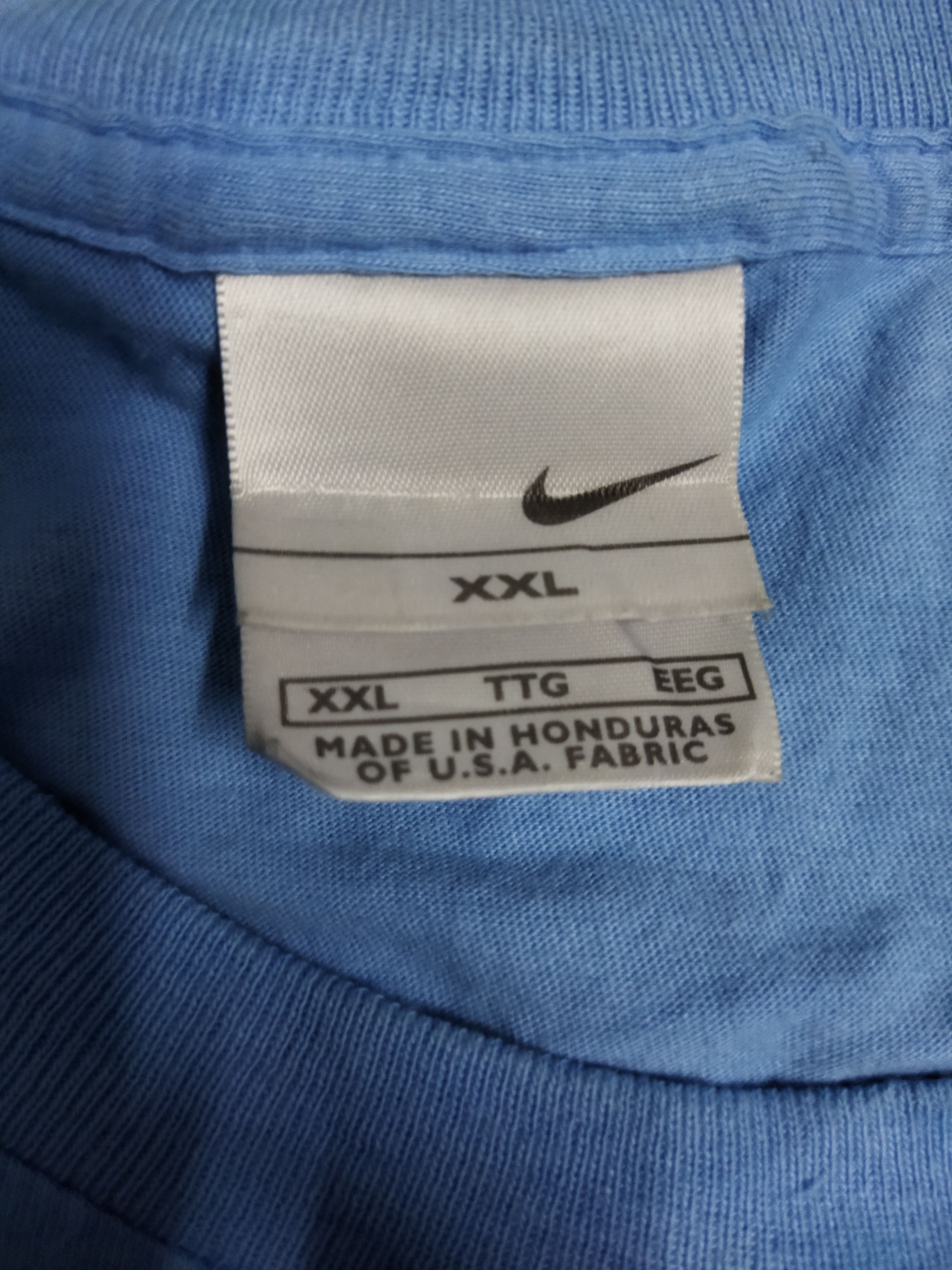 Nike Rare!!! Nike Dragon Center Swoosh Tee Size US XL / EU 56 / 4 - 5 Thumbnail
