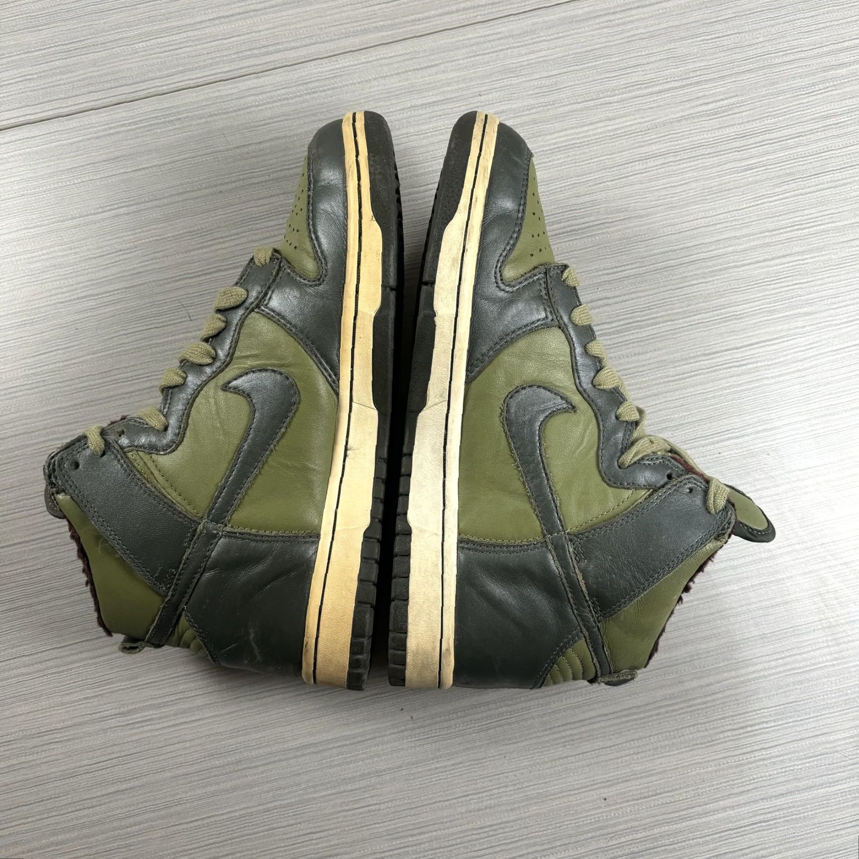Nike VINTAGE Nike Dunk High Shoes Womens US 7.5 Olive Green Fleece Lined 309431-331 VTG Y2K Shoes Size M / US 6-8 / IT 42-44 - 5 Thumbnail