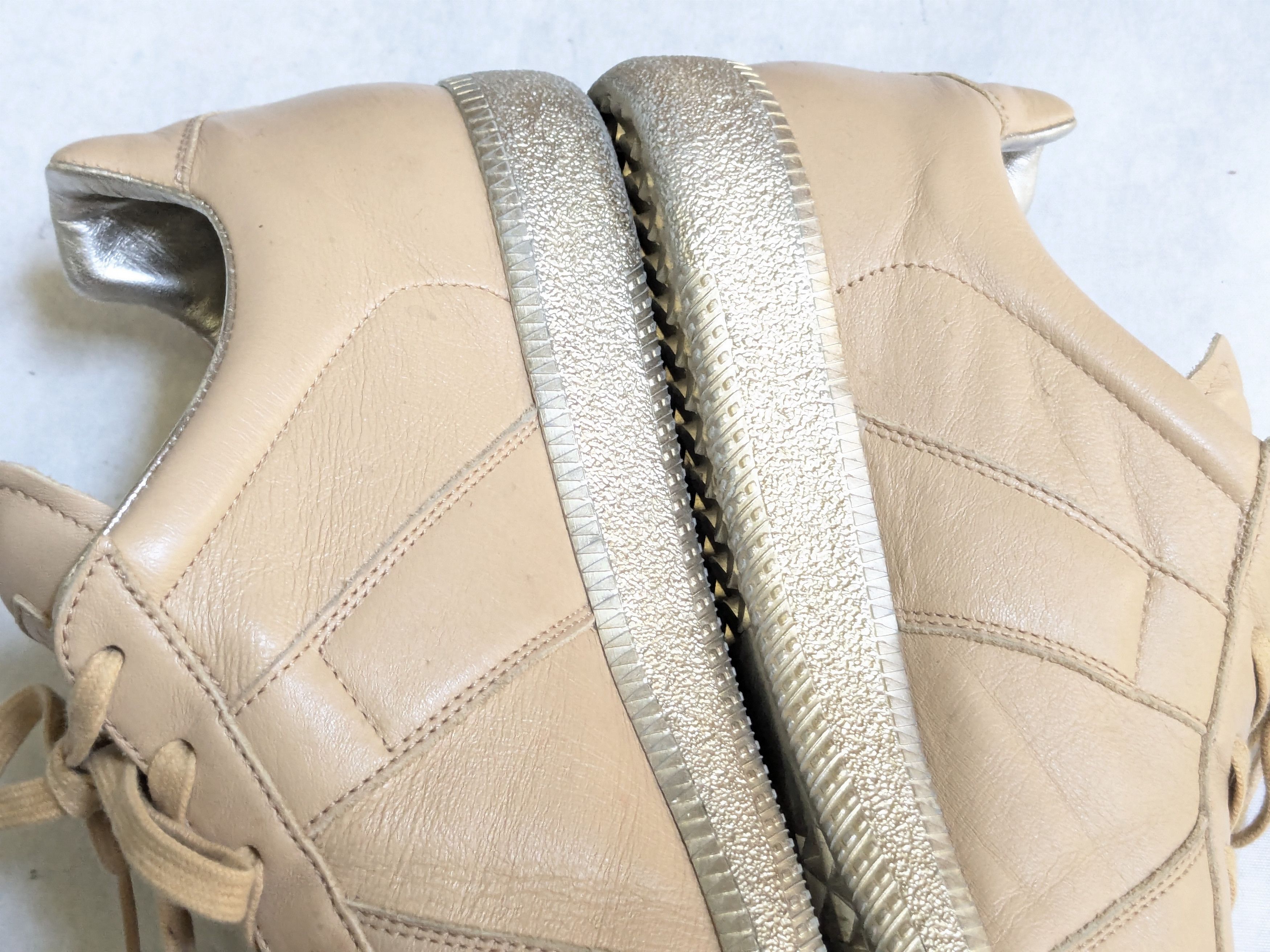 Maison Margiela Maison Margiela Replica GAT Silver 11 44 Low Tops Leather Size US 11 / EU 44 - 15 Thumbnail
