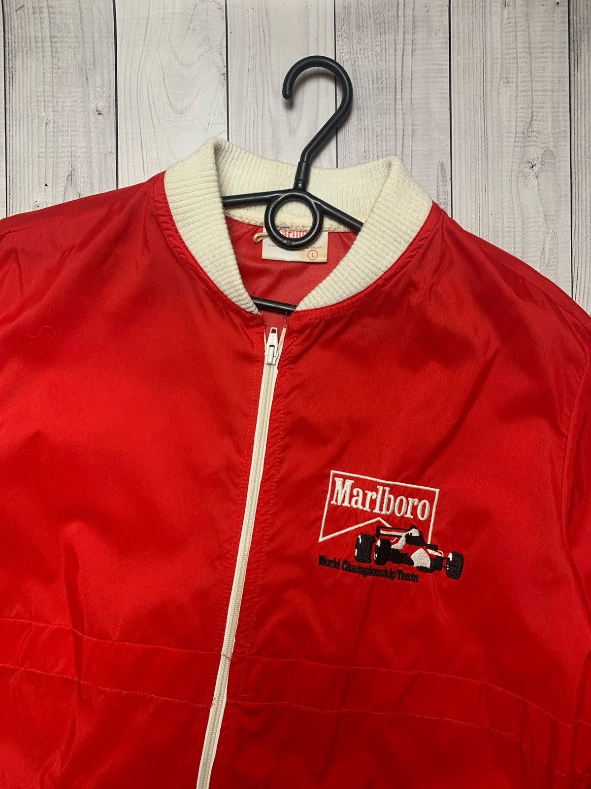 Marlboro light jacket store