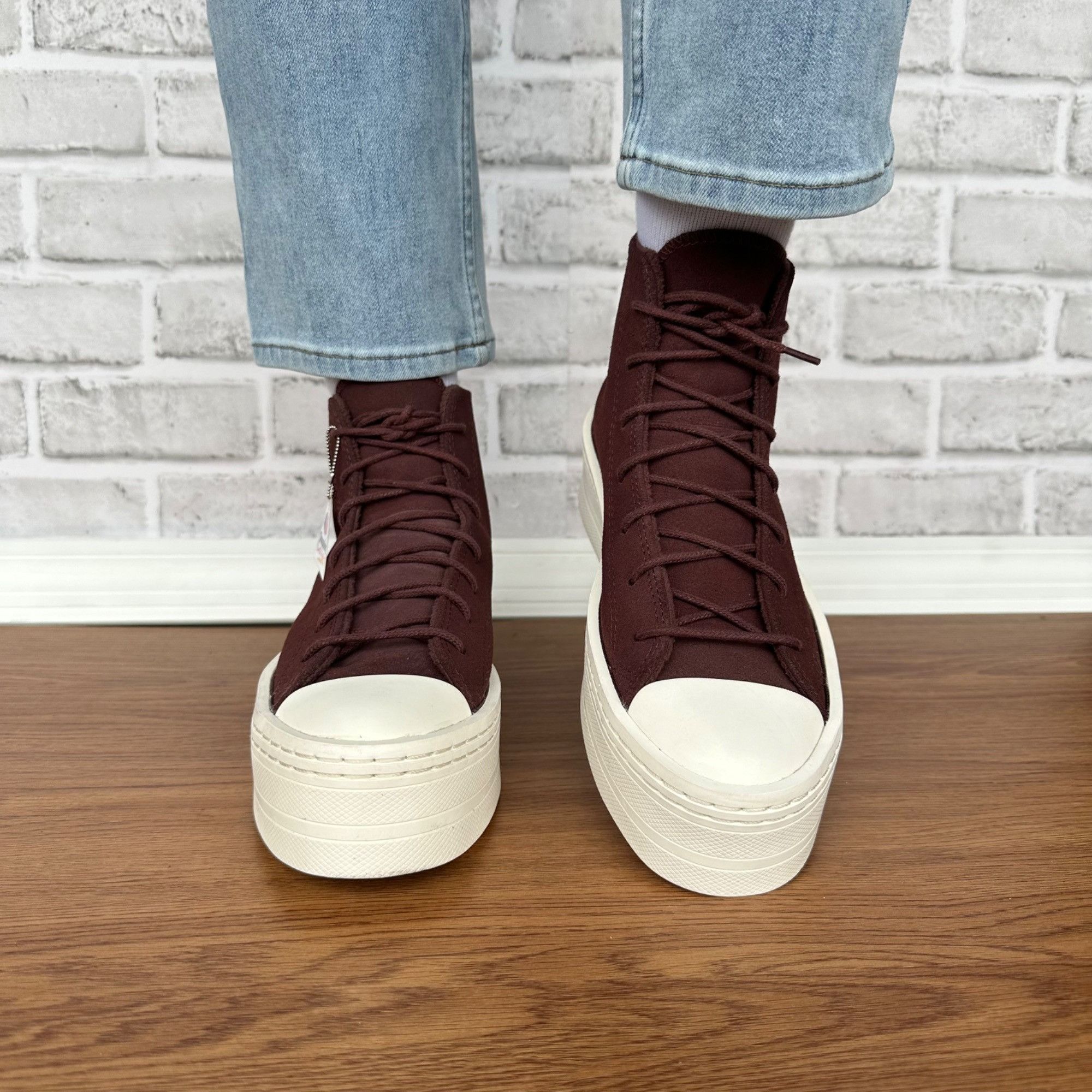 Converse Converse Chuck Taylor Lift Platform Hi Suede Fleece Lining 8 Size US 8.5 / IT 38.5 - 5 Thumbnail