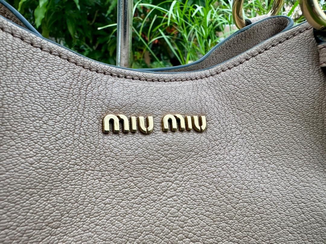 Miu Miu Authentic Miu Miu Vitello Phenix Top Handle Bag Size ONE SIZE - 11 Thumbnail