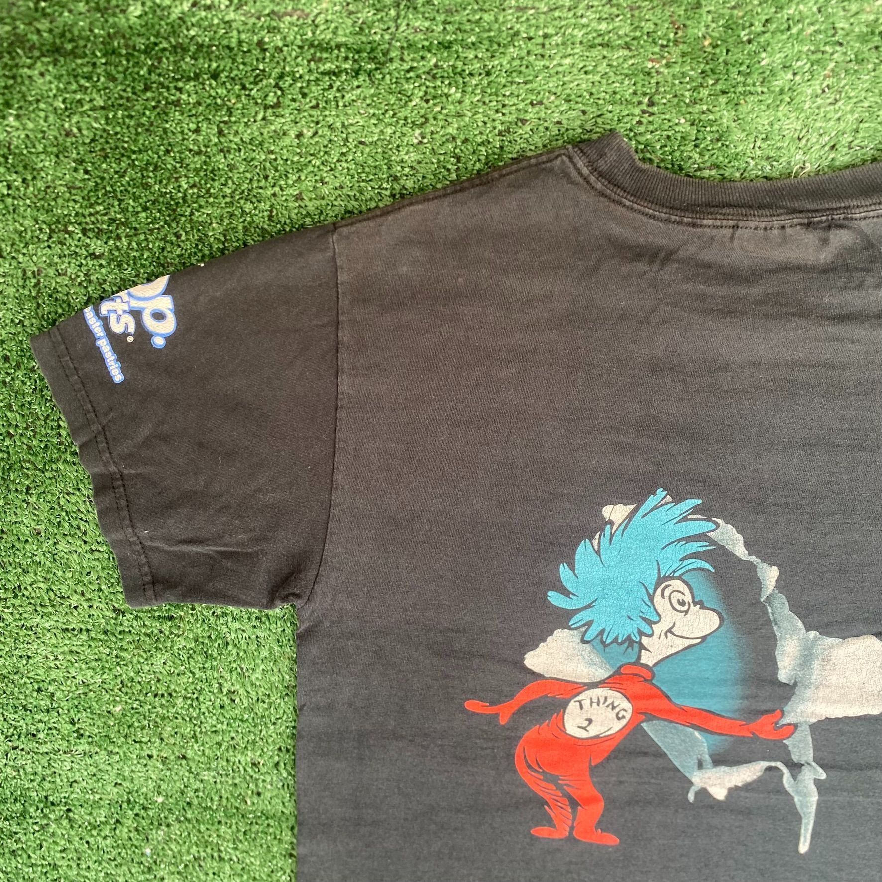 Hanes Vintage Y2K Dr. Seuss Shirt Cat in the Hat Thing 1 2 Tee Size US S / EU 44-46 / 1 - 7 Thumbnail