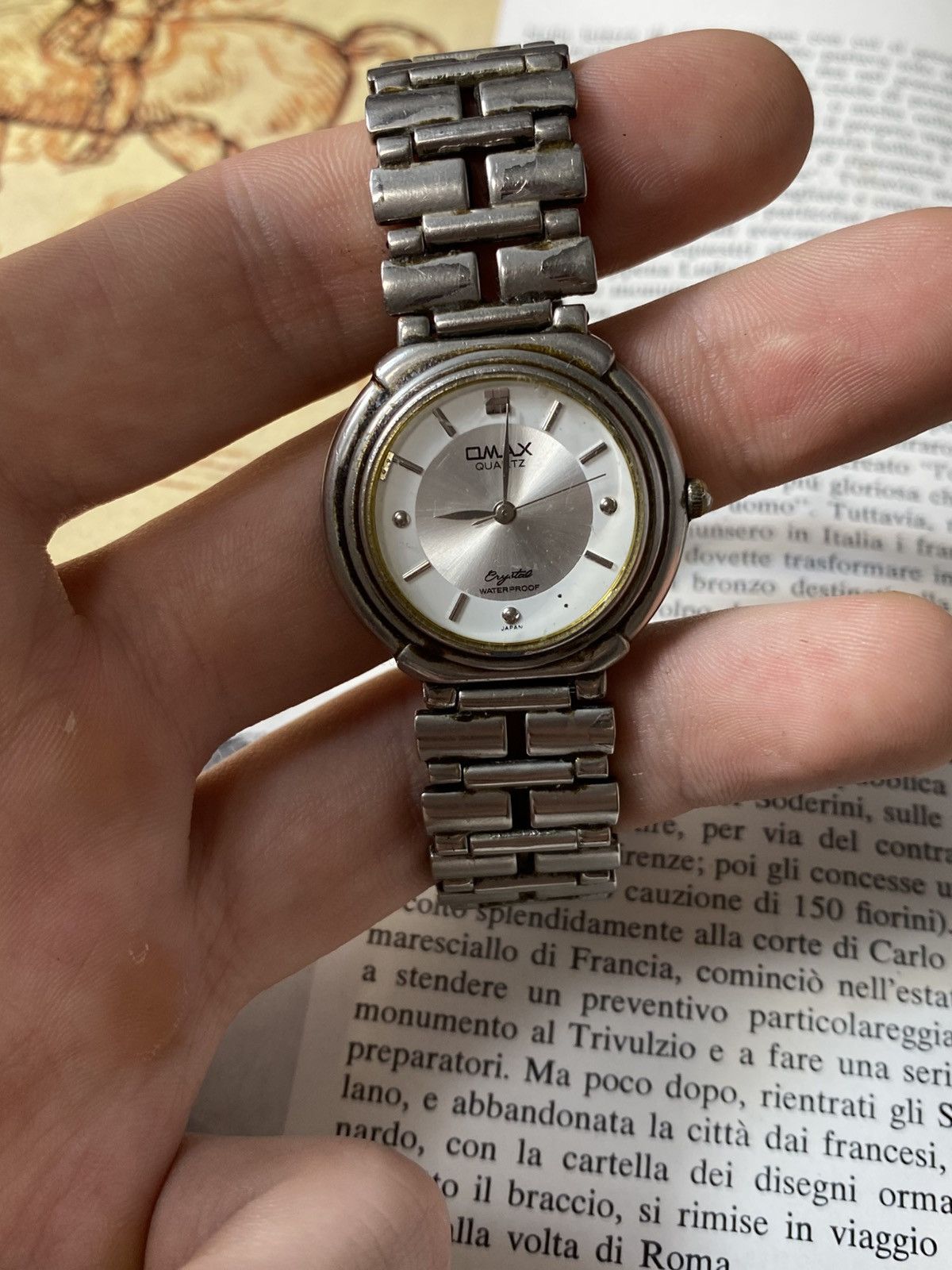 Japanese Brand Rare Retro OMAX Quartz Watch Crystal. Vintage Size ONE SIZE - 8 Thumbnail