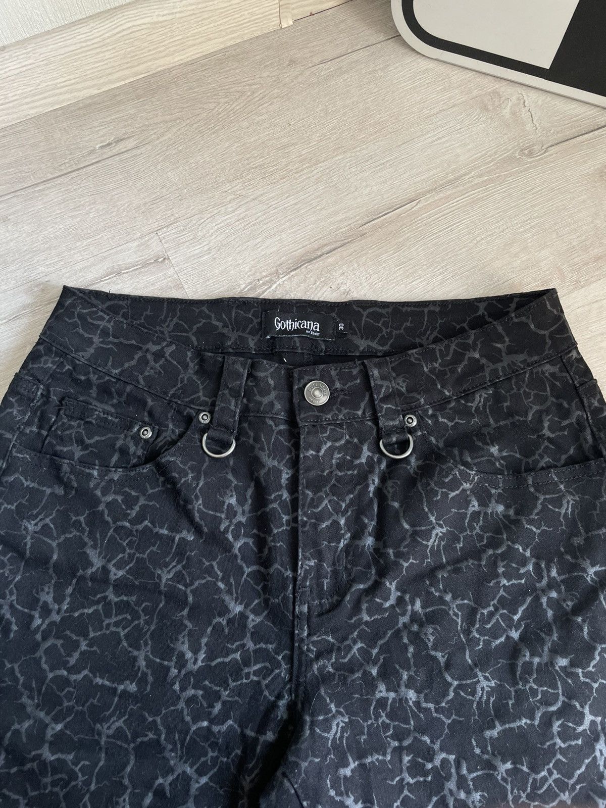 Seditionaries Rare Gothicana Punk Shorts Full print with zippers Abstract Size US 30 / EU 46 - 4 Thumbnail