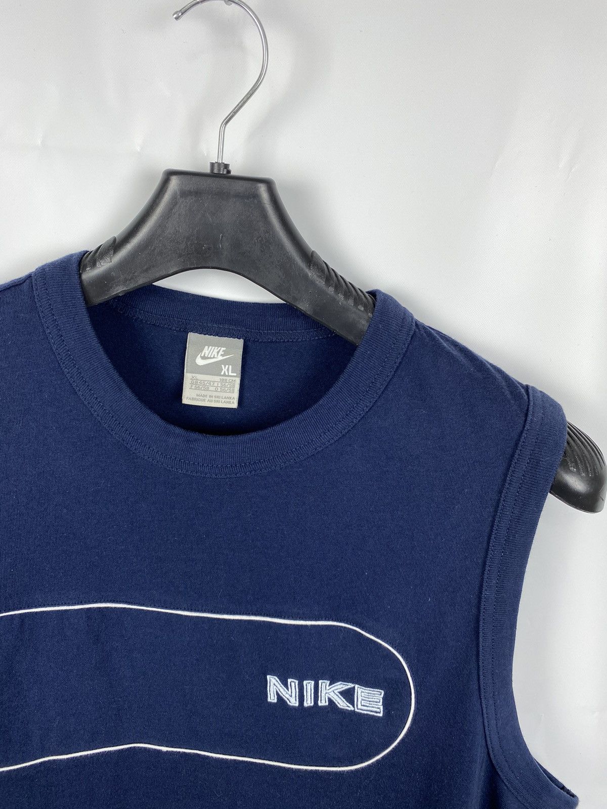 Vintage Vintage Nike Tank Tee Big Logo Men size XL Size US XL / EU 56 / 4 - 2 Thumbnail