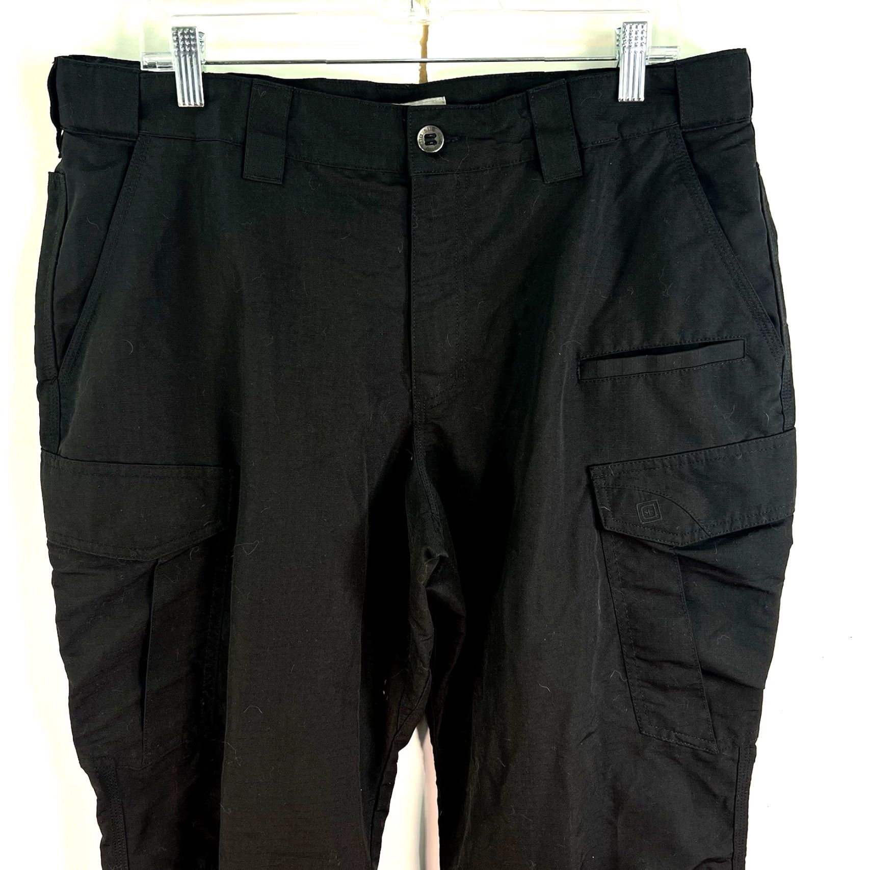 Vintage 5.11 Tactical KVR Rip Stop Cargo Pants Mens 38 X30 Black Polyester Cargo Pocket Slash Pocket Regular Straight Mens Clothing 5.11 Taclite Pro 2000s? Size US 38 / EU 54 - 3 Thumbnail