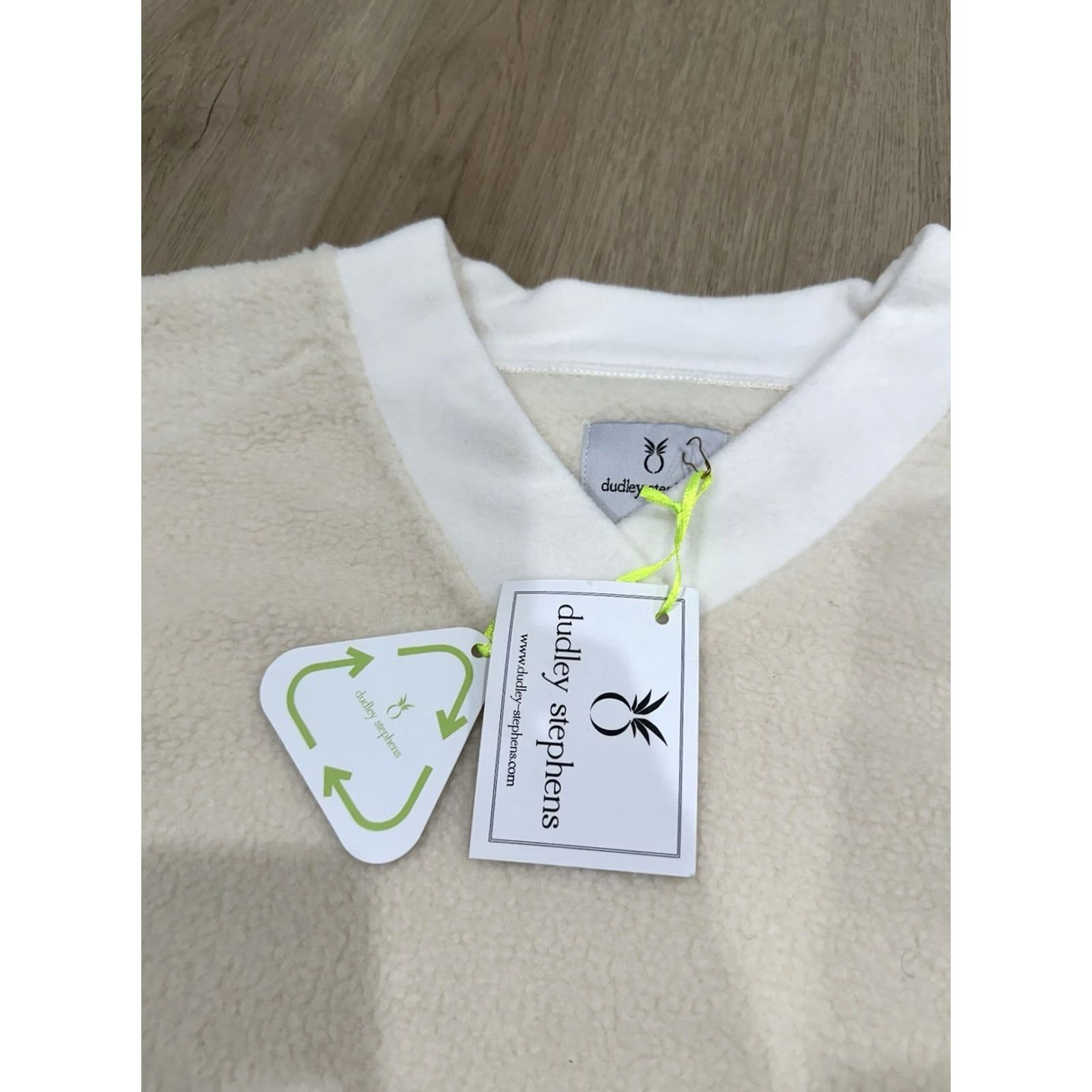 Vintage VINTAGE N/A Dudley Stephens Stanwich Sweatshirt Womens XL Cream V-Neck Pile Fleece Size XL / US 12-14 / IT 48-50 - 6 Thumbnail
