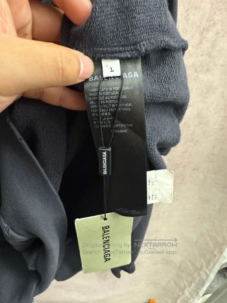 Balenciaga Balenciaga Letter patch water-washed destroyed hooded swea Size US S / EU 44-46 / 1 - 2 Thumbnail