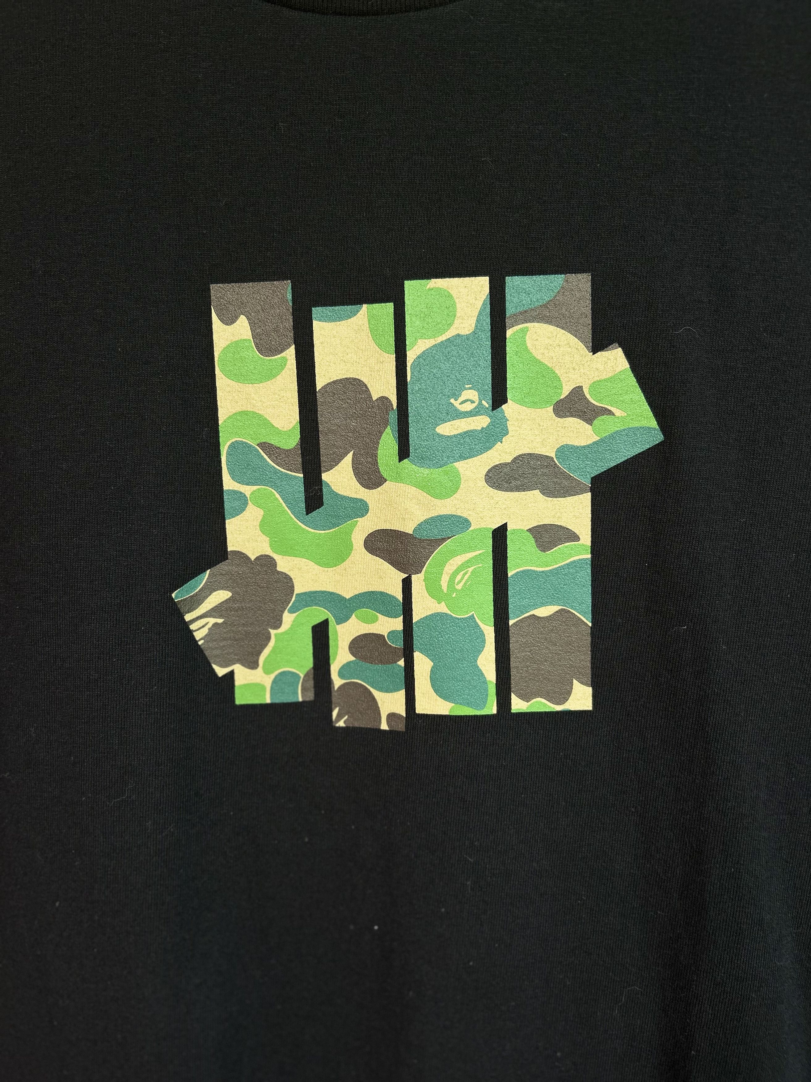 Bape × Undefeated 2012 Bape x Undefeated 5 Strike Icon Camo Tee Size US M / EU 48-50 / 2 - 2 Thumbnail