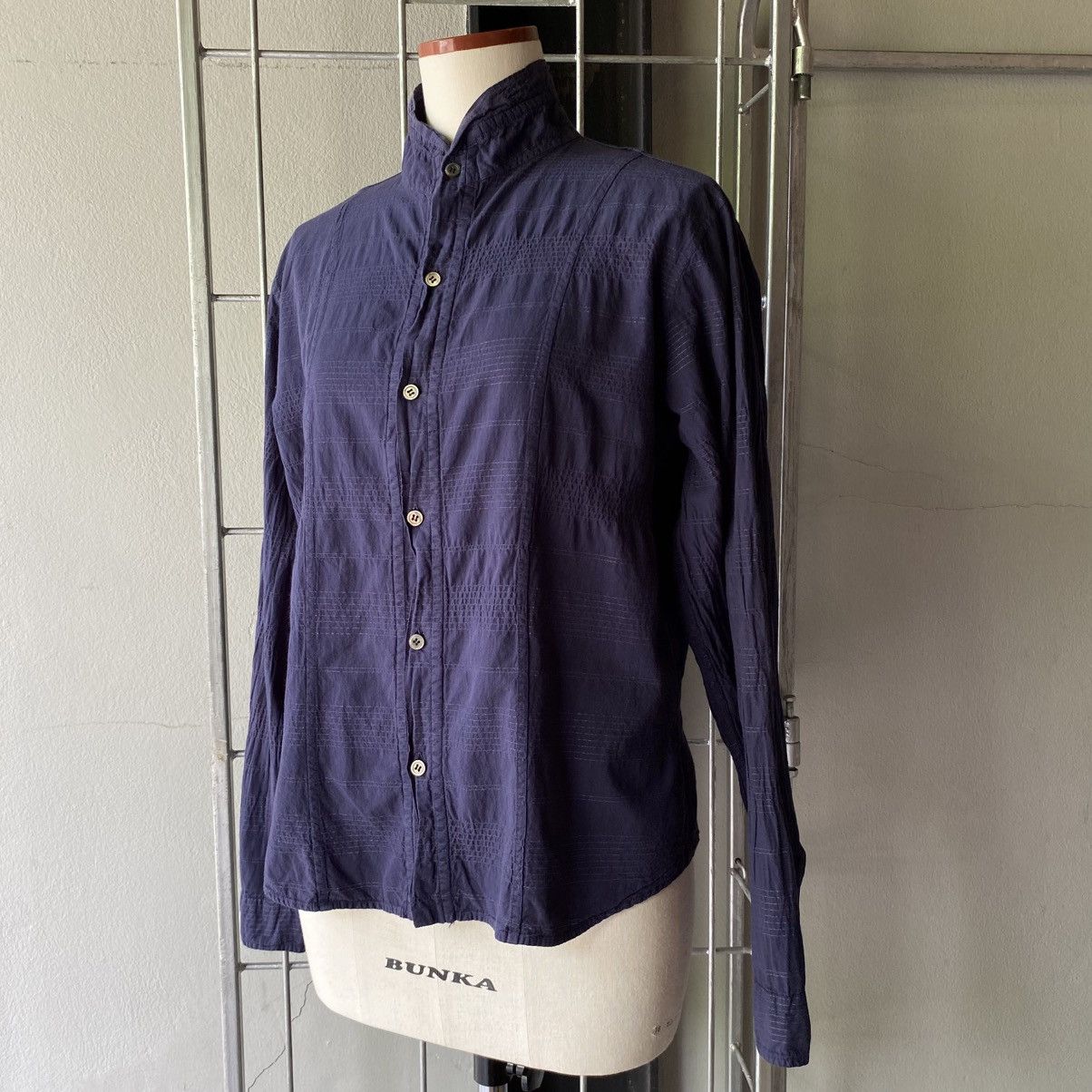 Issey Miyake Plantation Navy Textured Stand Collar Shirt Size M / US 6-8 / IT 42-44 - 1 Thumbnail