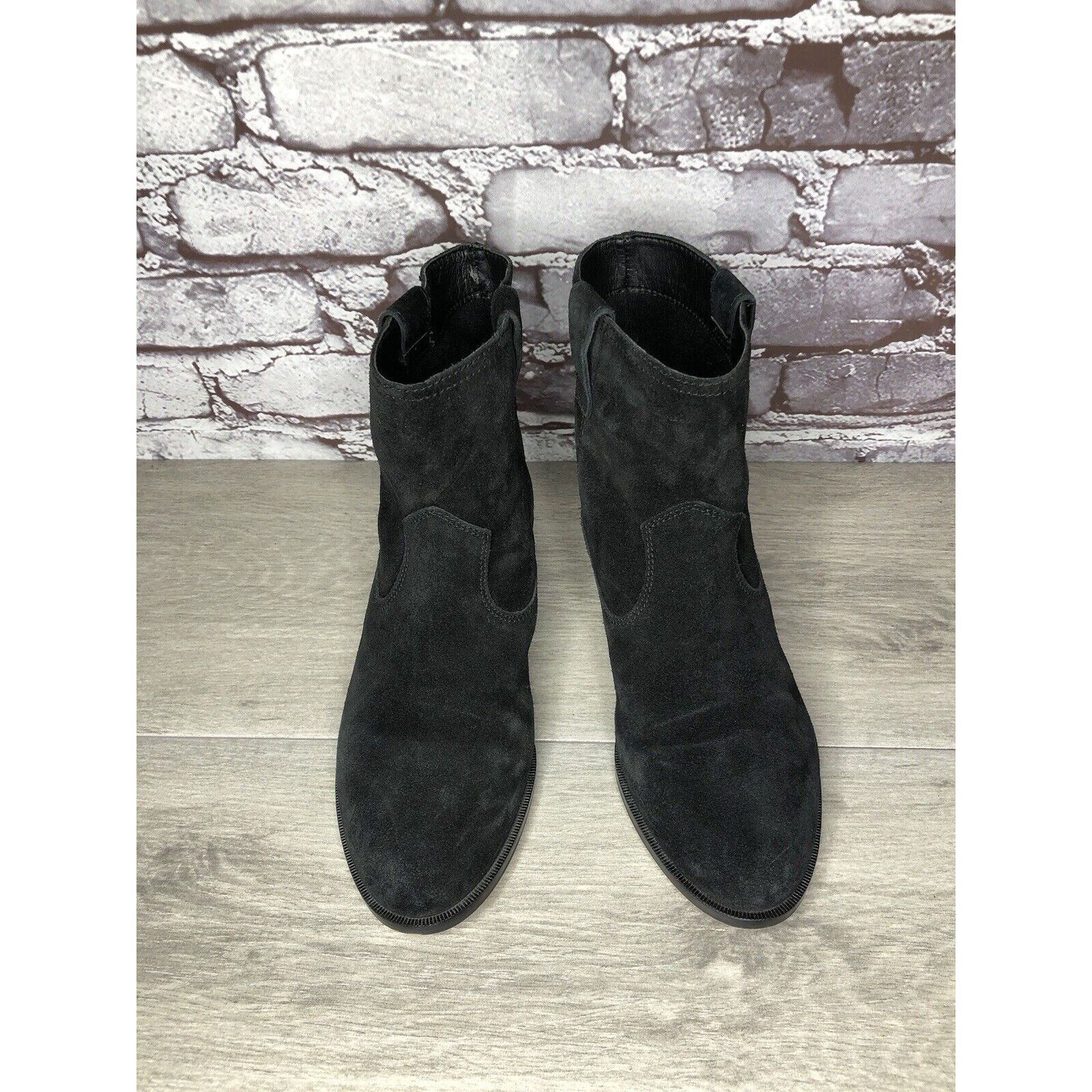 Rebecca Minkoff Rebecca Minkoff Black Suede Pull On Ankle Boots Heel Booties Size US 6 / IT 36 - 17 Thumbnail