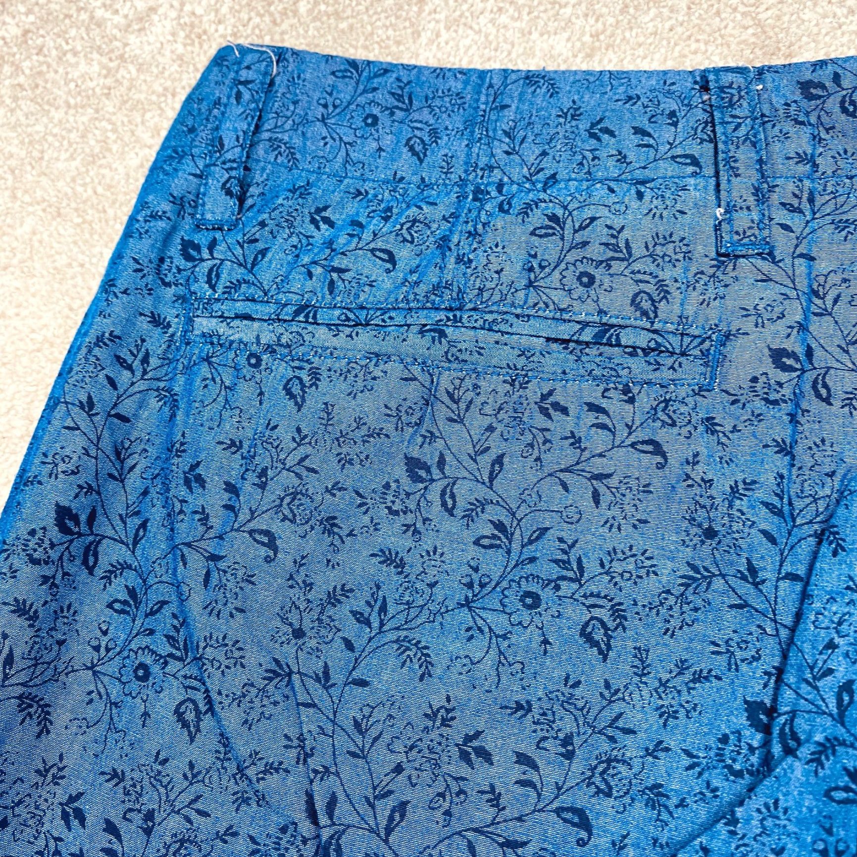 Neiman Marcus Neiman Marcus Shorts Men 36x10 Blue Floral 100% Cotton Flat Front Slant Pockets Beach Chino Reg Mens Size US 36 / EU 52 - 6 Thumbnail