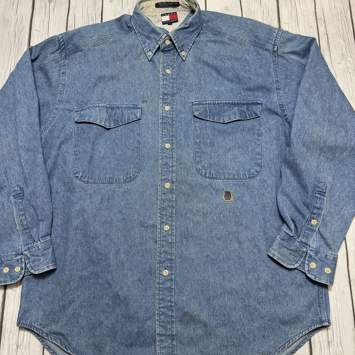 Tommy Hilfiger × Vintage Vintage Tommy Hilfiger denim shirt Size US M / EU 48-50 / 2 - 3 Thumbnail